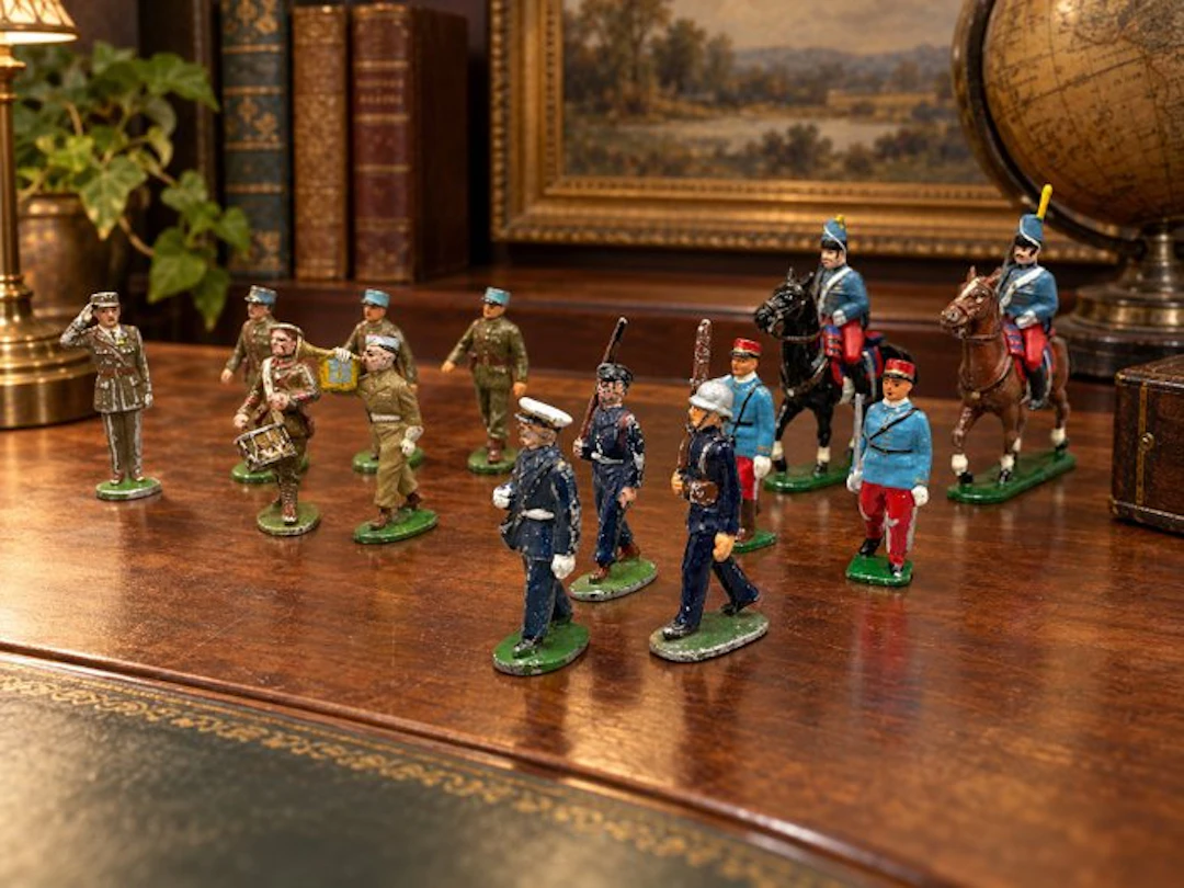 - Toy figurine Verzameling van 13 vintage tinnen soldaten – Cavalerie