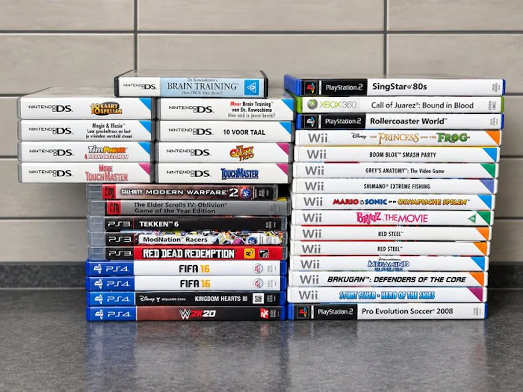 Sony - Playstation 4 (PS4) - Nintendo / Sony / Microsoft...