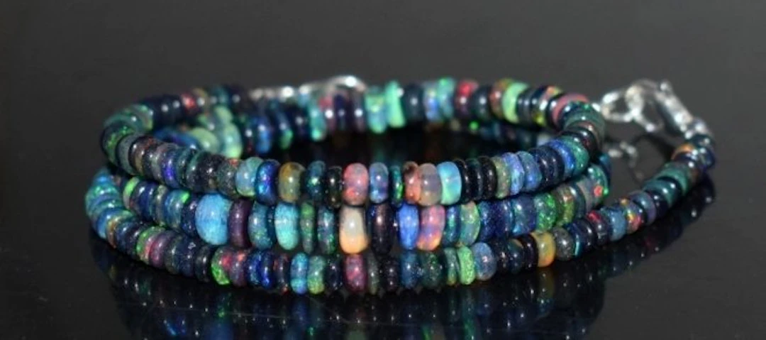 Opal AAA Natural Mineral Multicolor Necklace- 9 g - (1)