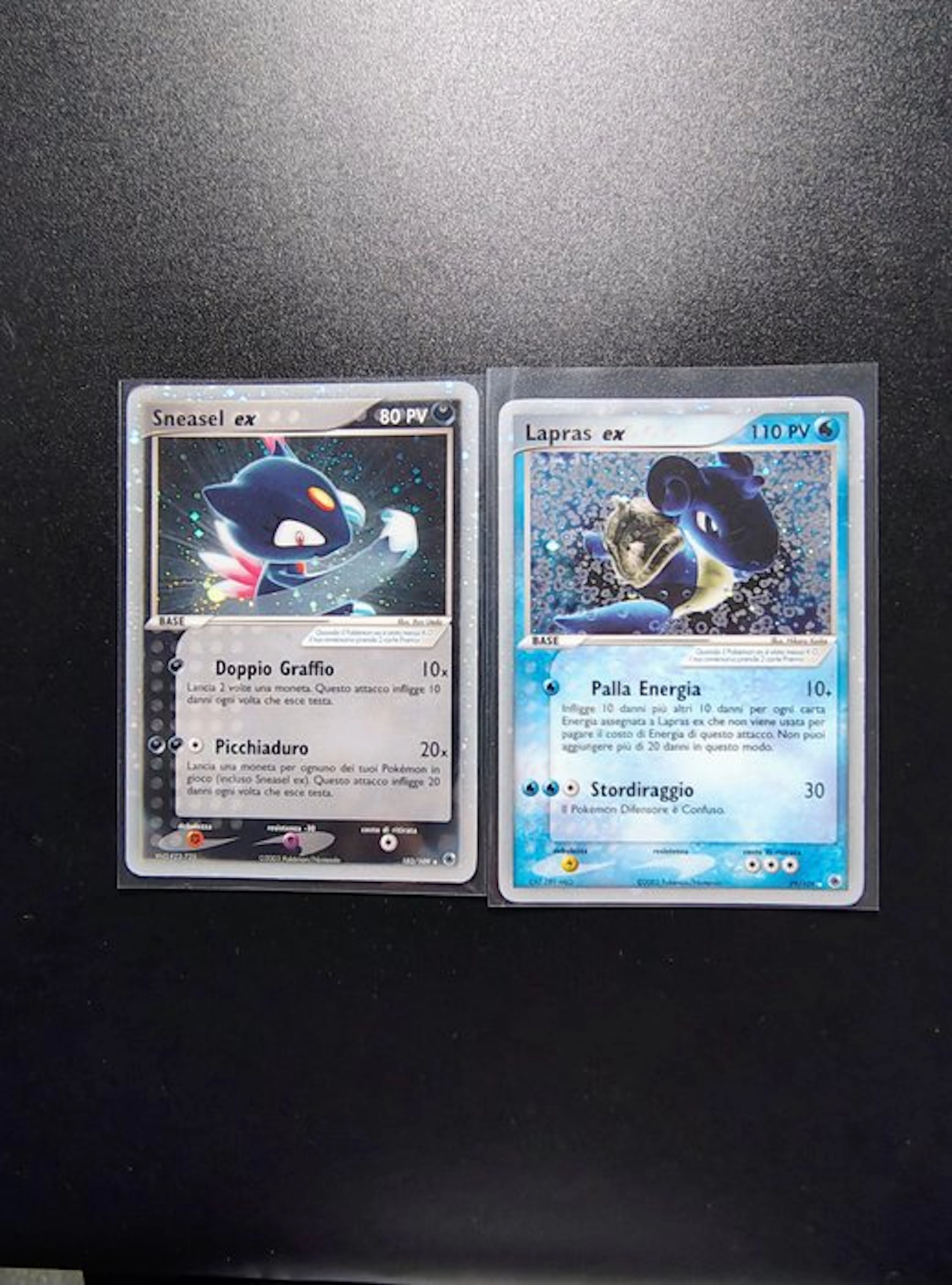 Pokémon - 2 Card - Lapras ex 99/109 & Sneasel ex 103/109...