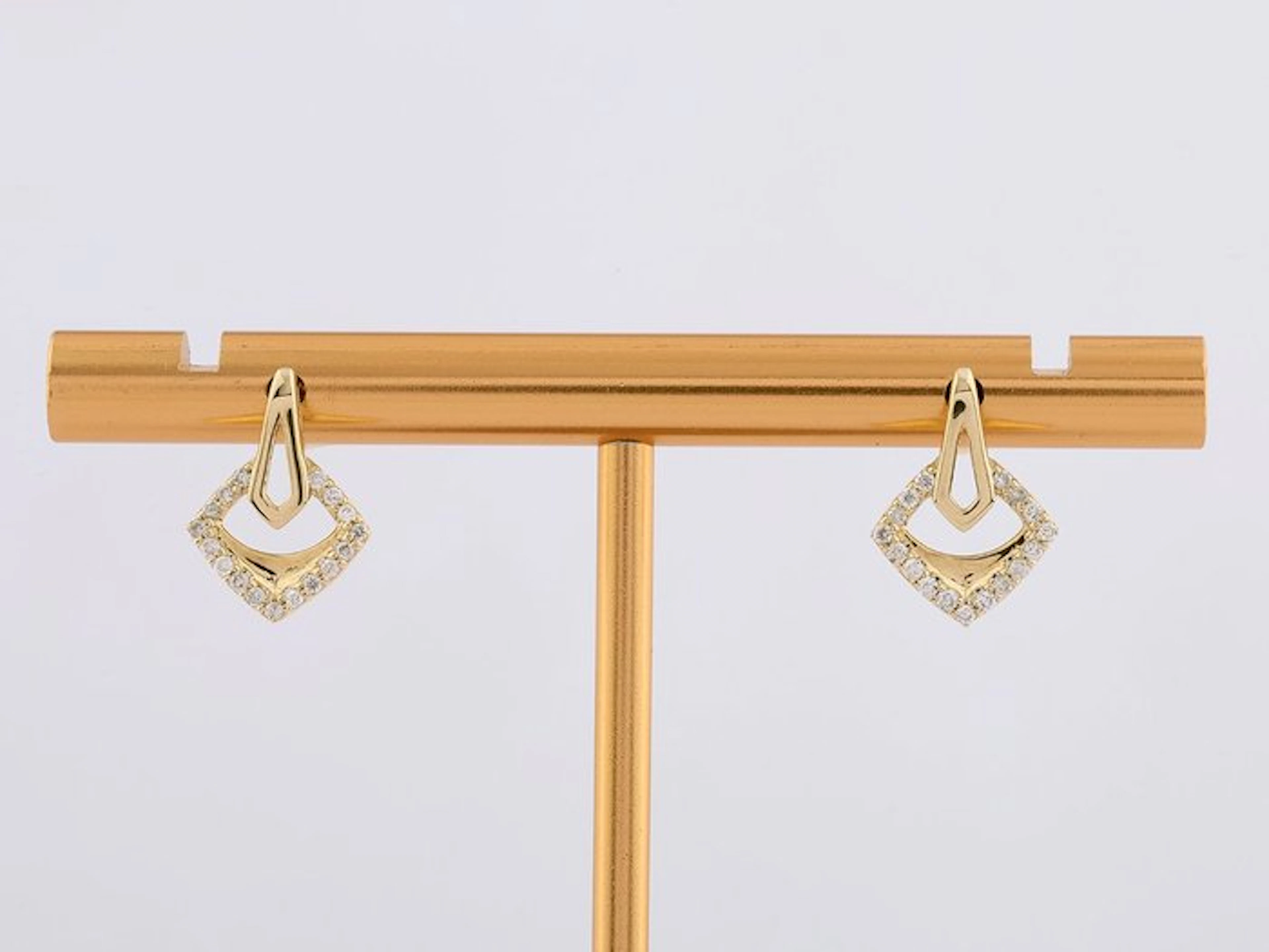 Earrings - 14 kt. Yellow gold - 0.17ct. tw. Diamond (Natural)