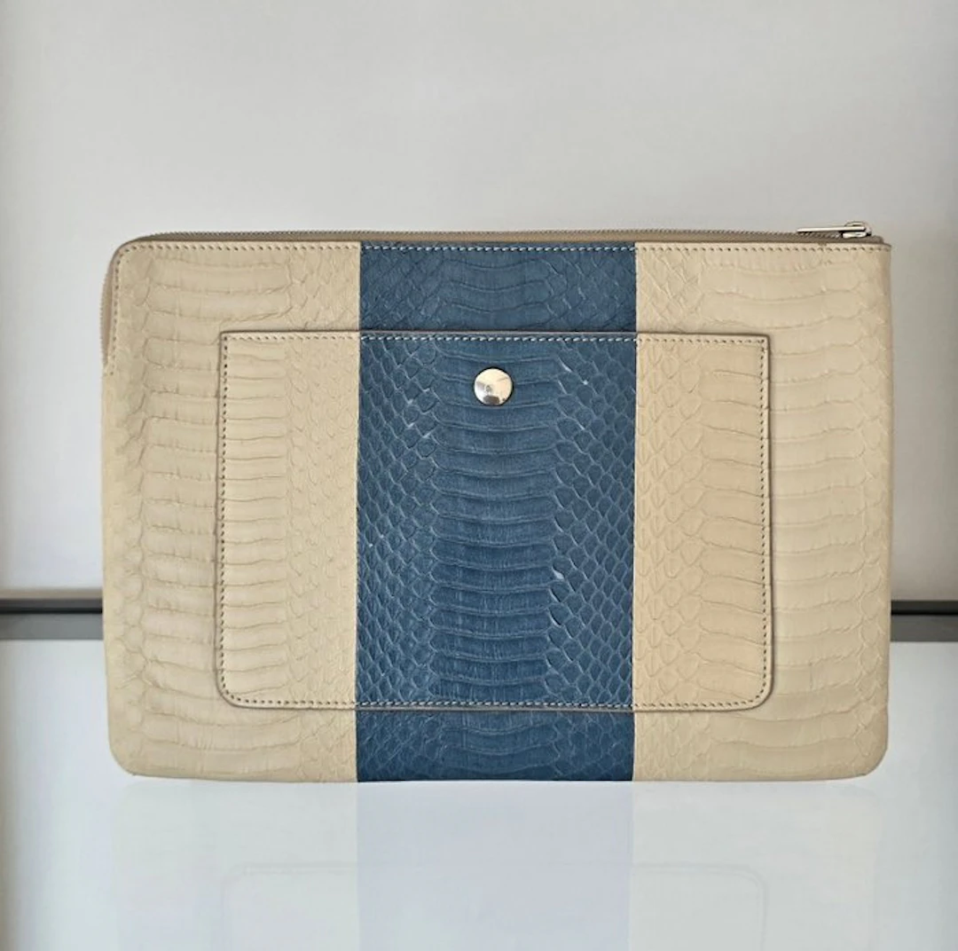 Céline - Flat Zipper Clutch - Handbag