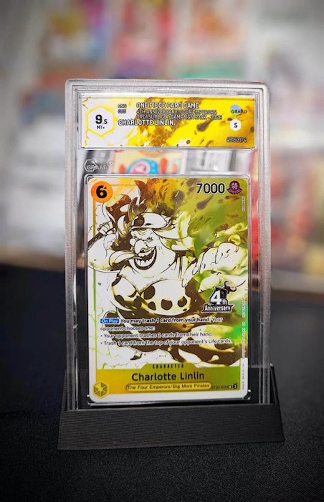 Bandai - 1 Graded card - One Piece - Charlotte Linlin ST20-005 B Foil