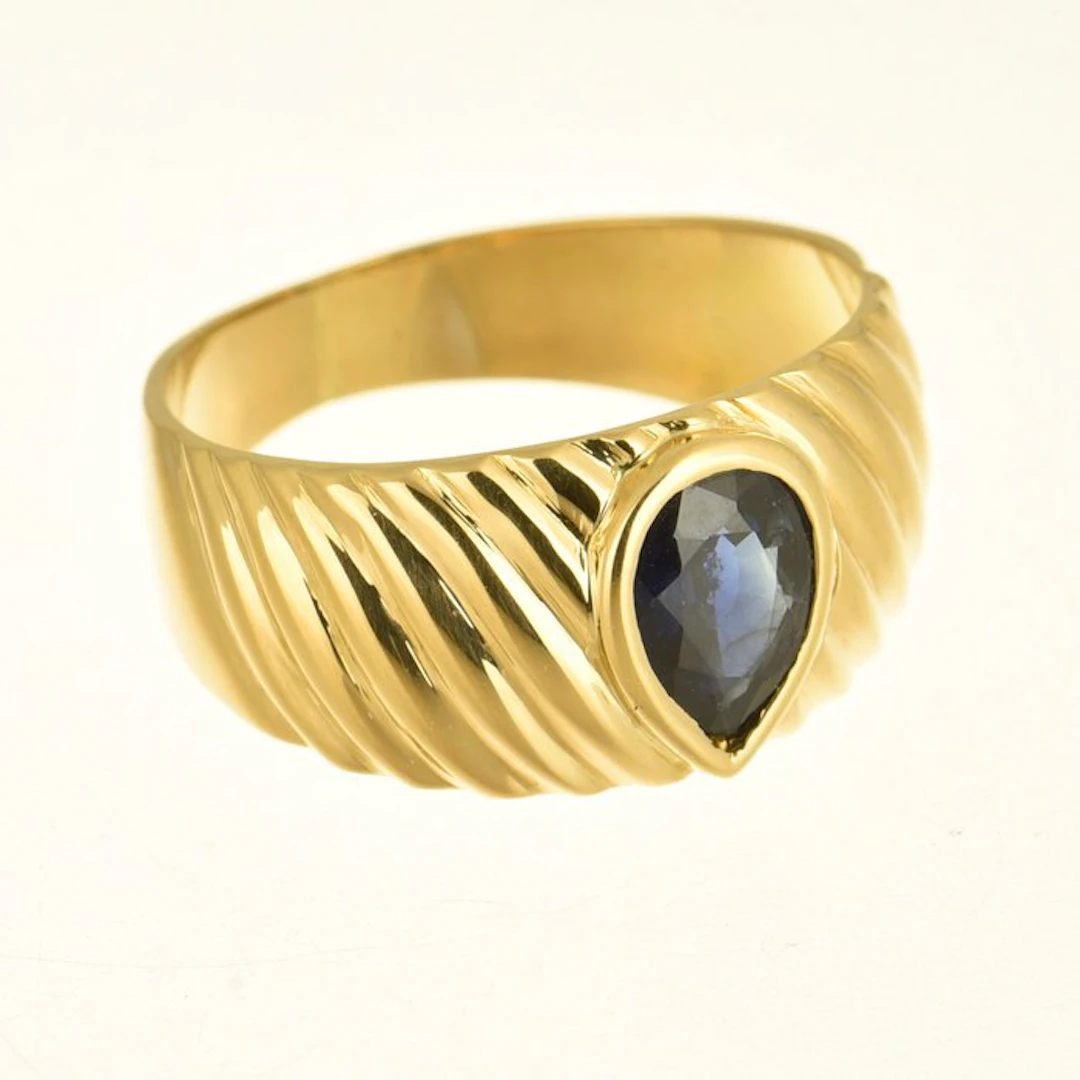 Ring - 18 kt. Yellow gold Sapphire