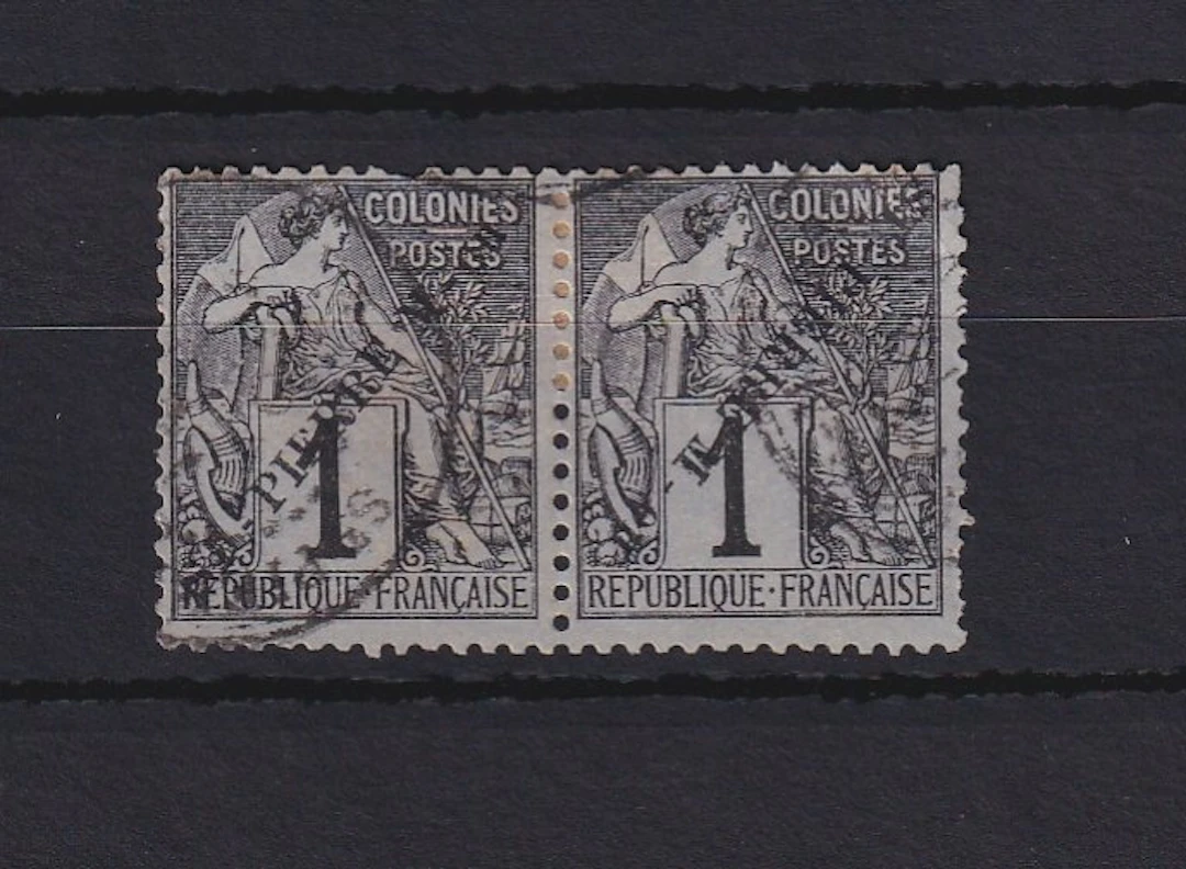 Saint-Pierre and Miquelon 1891 - rare variété surcharge renversé tenant