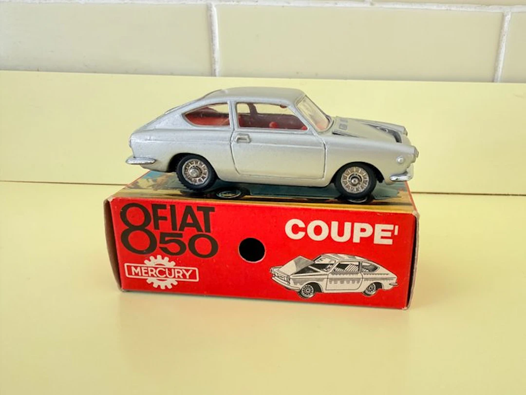 Mercury 1:43 - Model car - Fiat 850 Coupé - Article 44