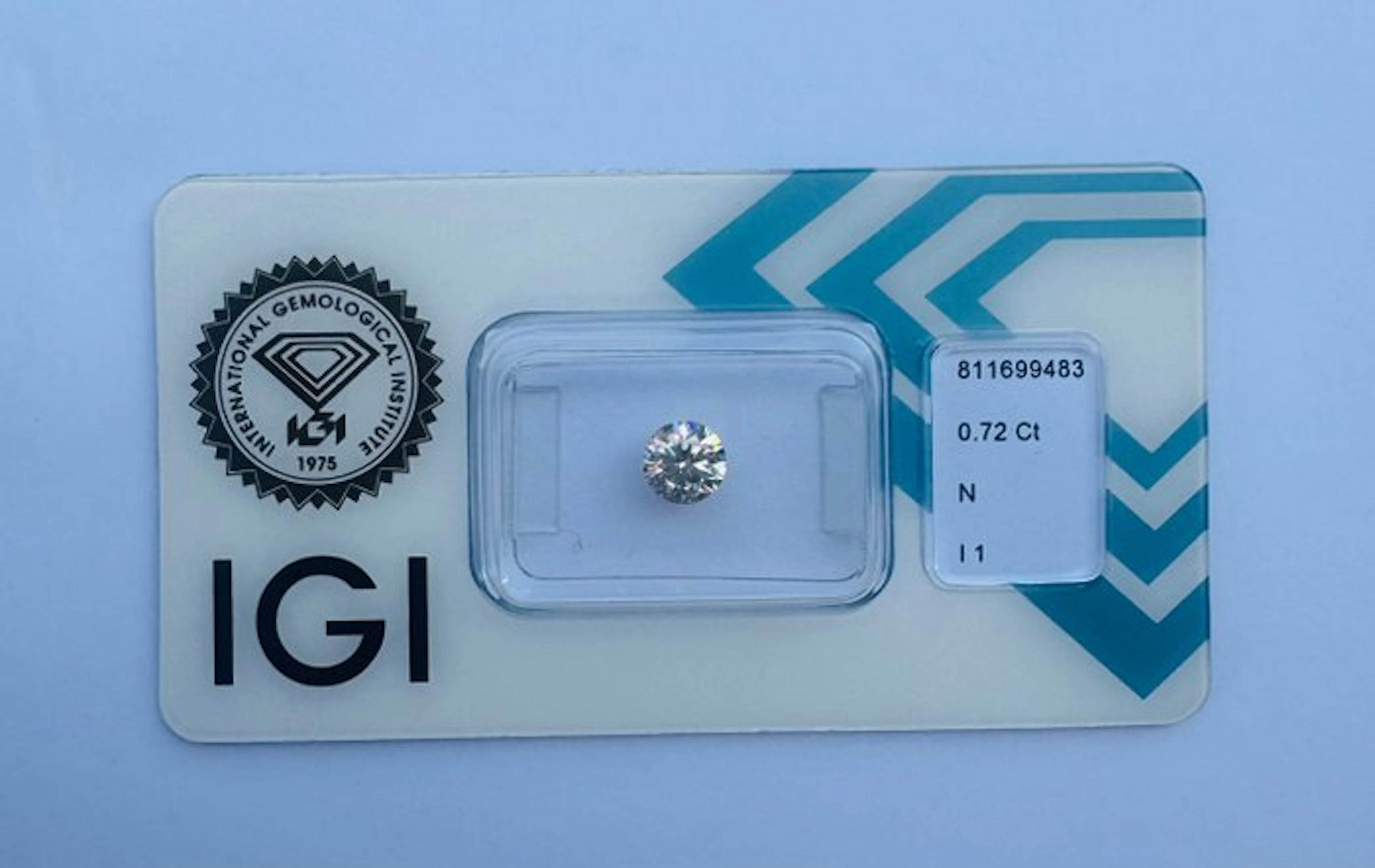 No reserve price - 1 pcs Diamond (Natural) - 0.72 ct...