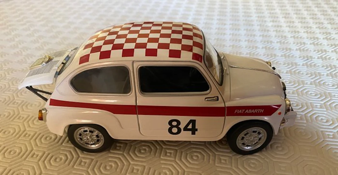 Solido 1:18 - Model sports car - Fiat Abarth 850 TC