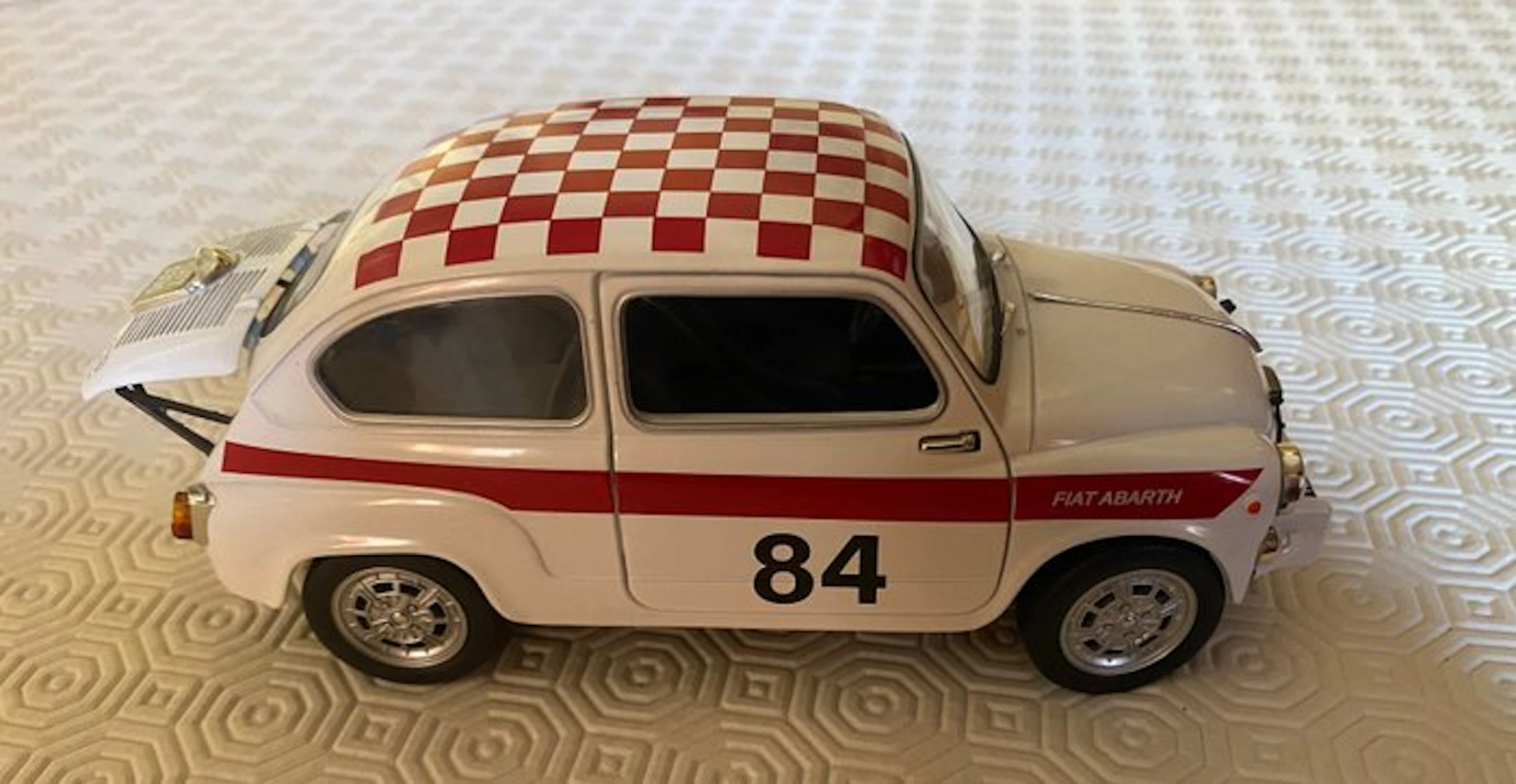 Solido 1:18 - Model sports car - Fiat Abarth 850 TC
