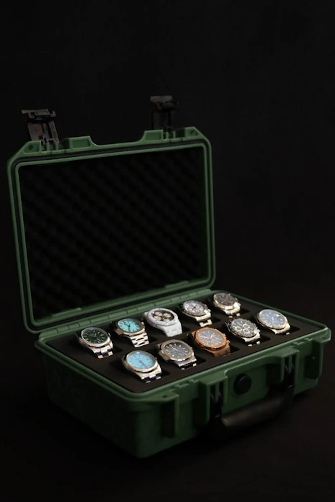 Indestructible IP67 Watch Suitcase for 10 Watches...