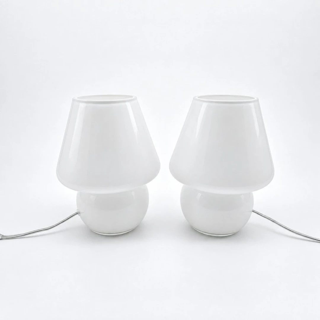 Bedside table lamp (2) - Glass - a pair of Murano lamps