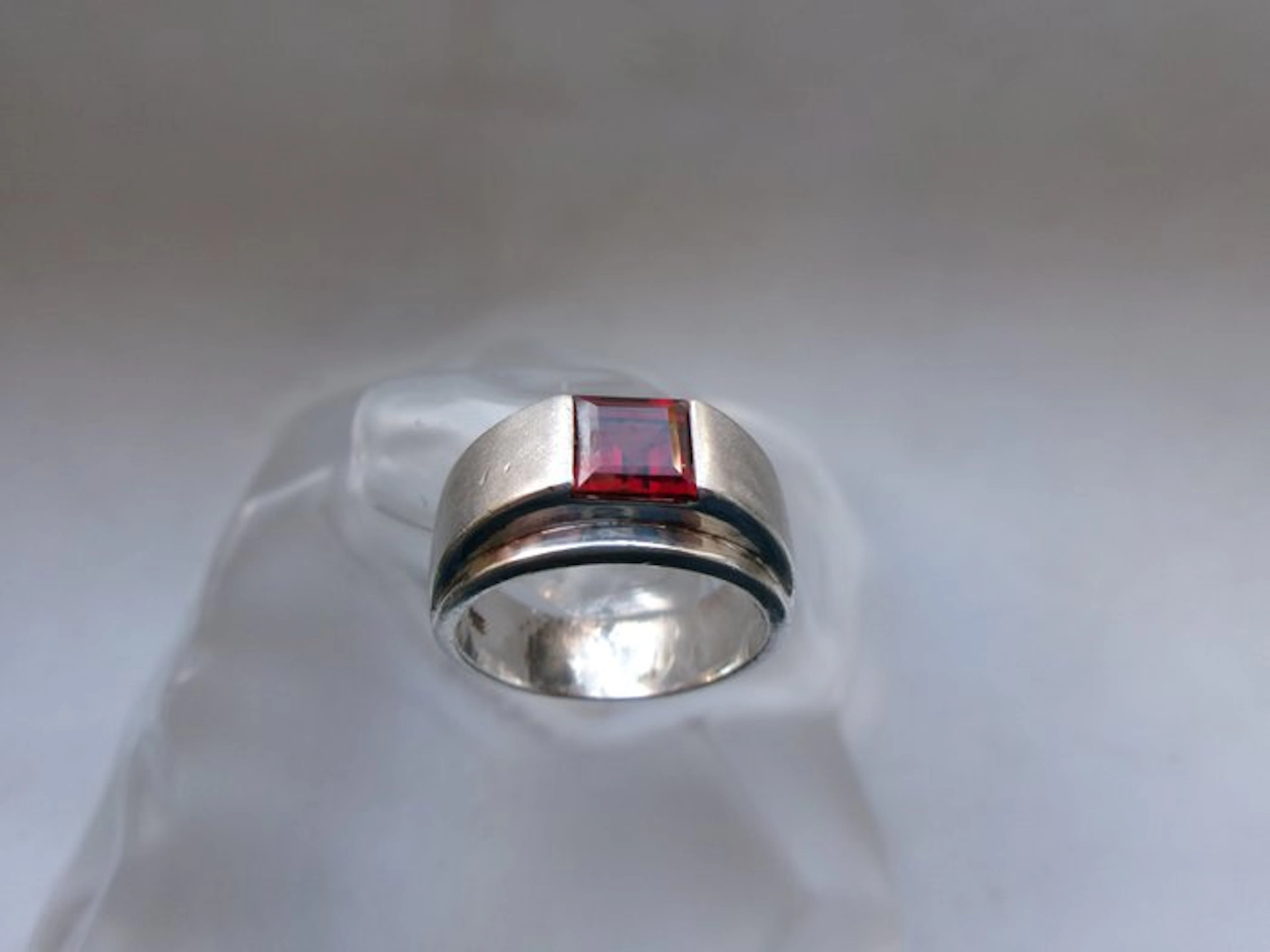 Silver, Garnet - Ring - Art Deco Style