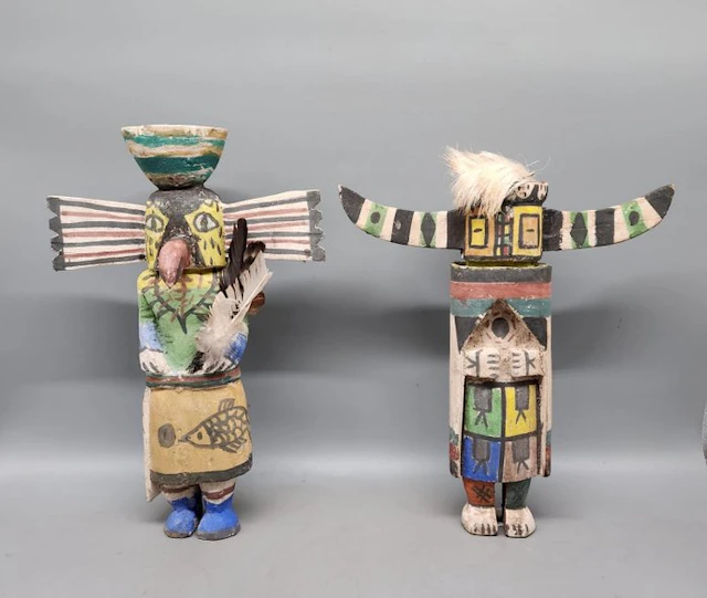 2 Poupée dans le style kachina - Sculpture - North America (No reserve price)