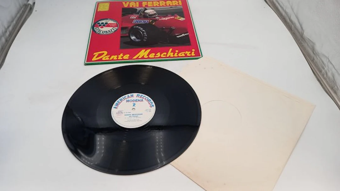 Music album - Ferrari - NQD1397 Ferrari disco 33 giri del...