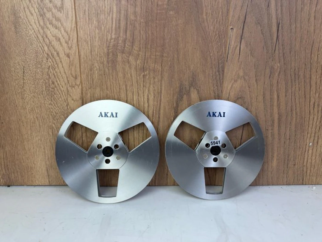 Akai - 18 CM Metal Reels Reel to reel audio
