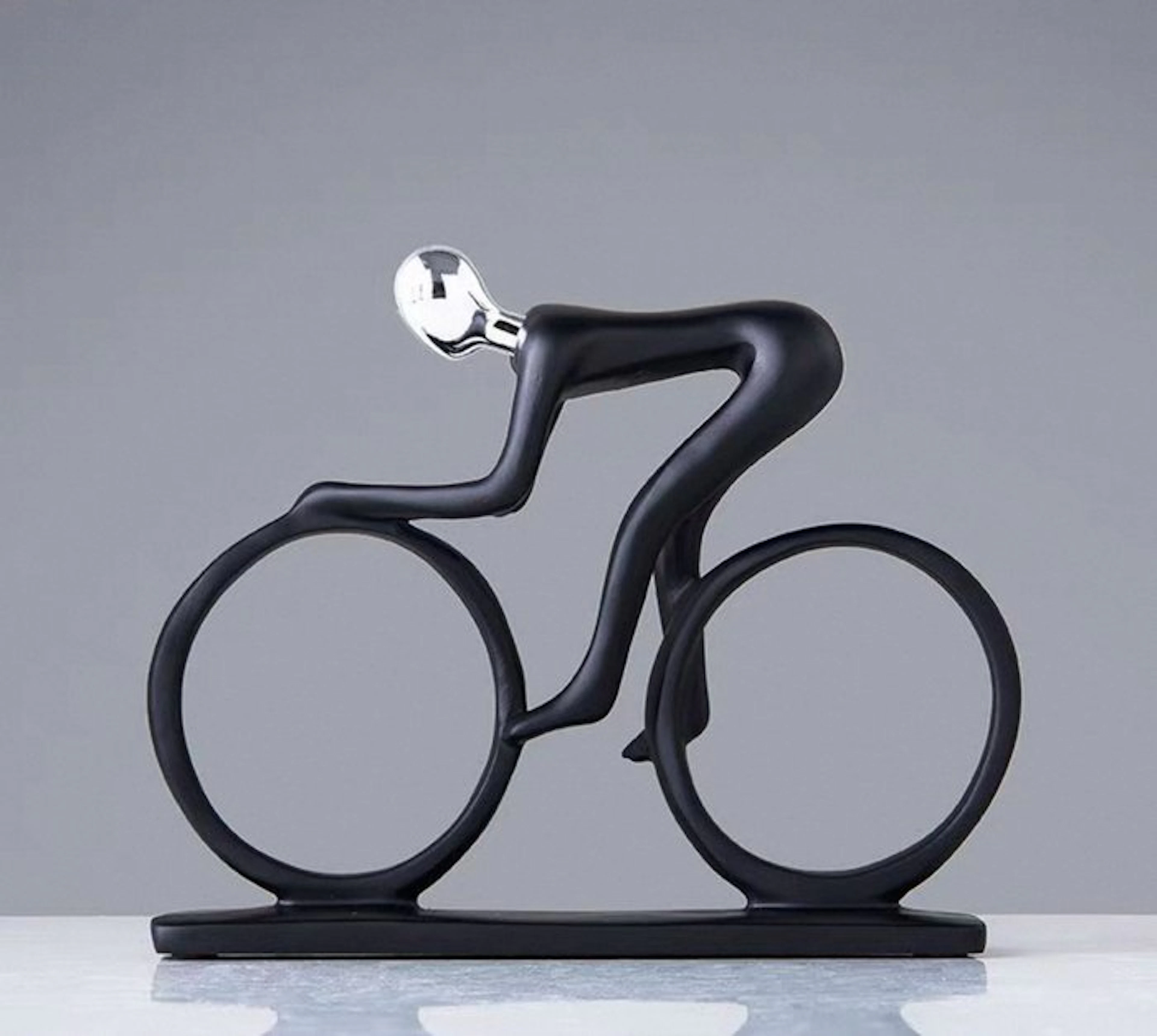 Sculpture, racing - 16.5 cm - Resin