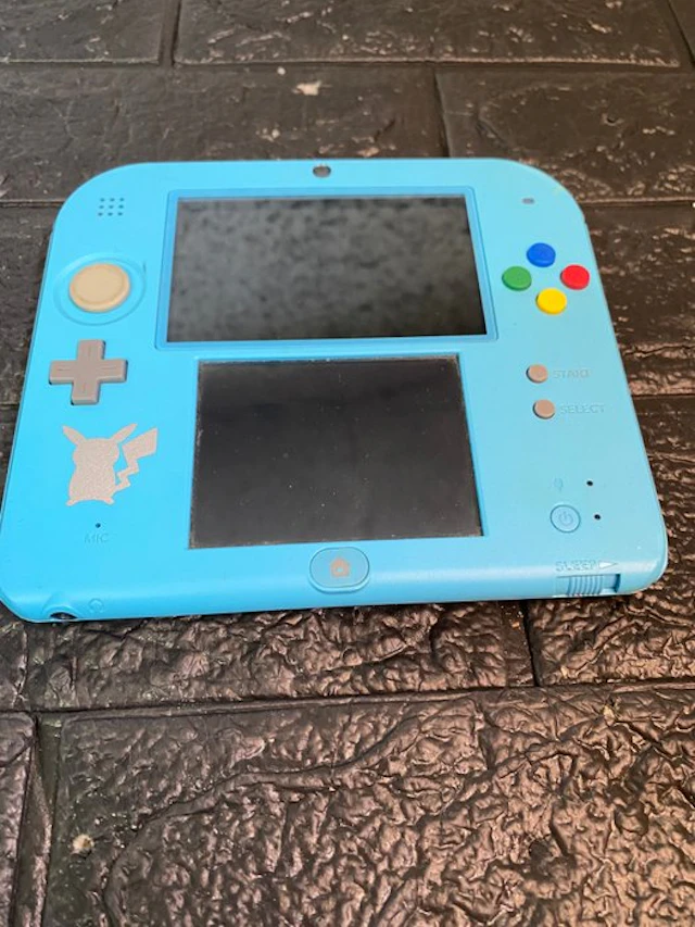 Nintendo - 2DS - Nintendo 2DS Pokémon Edition - Video...