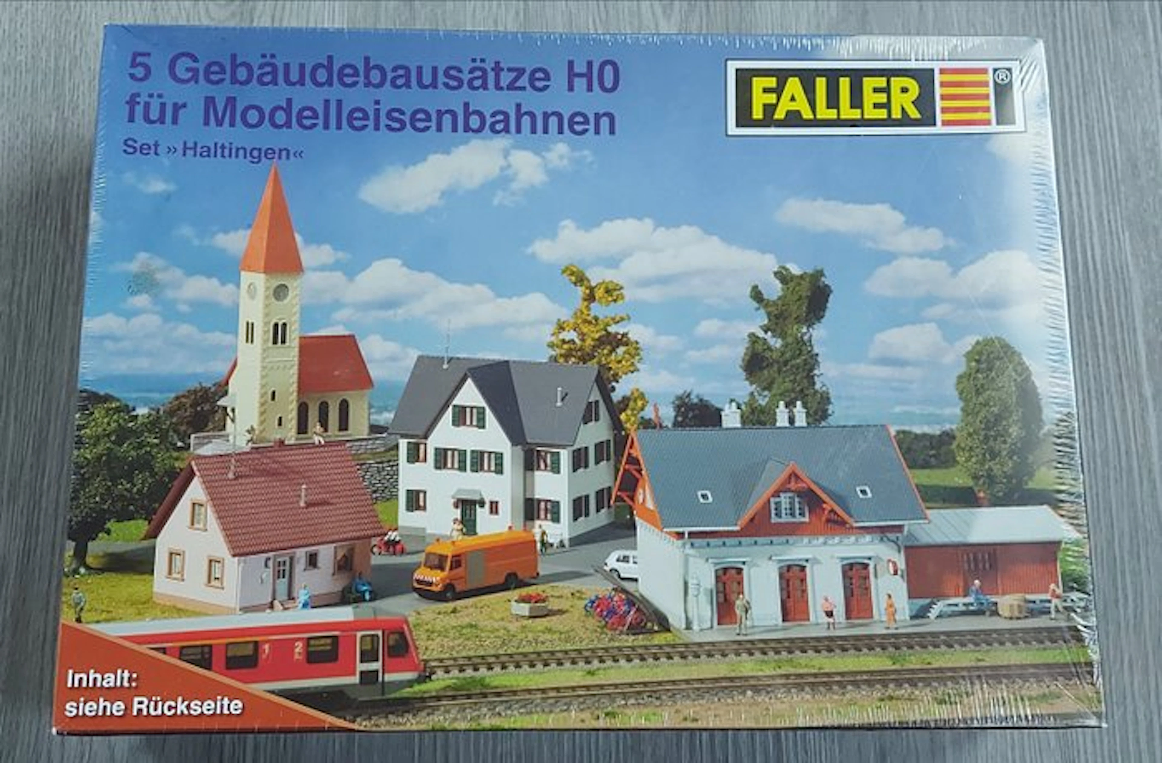Faller H0 - Model train building kits (1) - Construction...