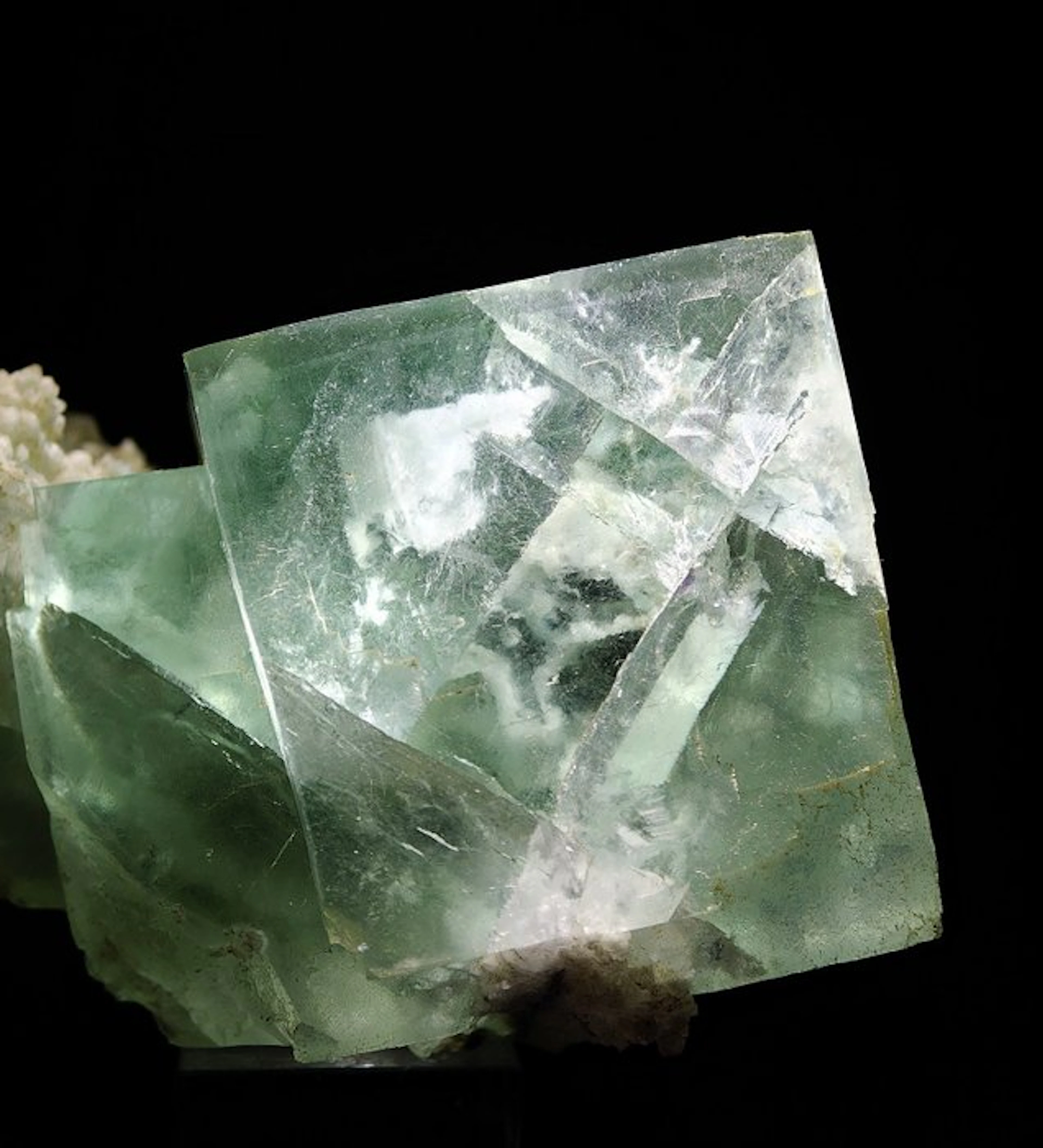 GEMINATED ESTHETICS of GREEN FLUORITE with QUARTZ...