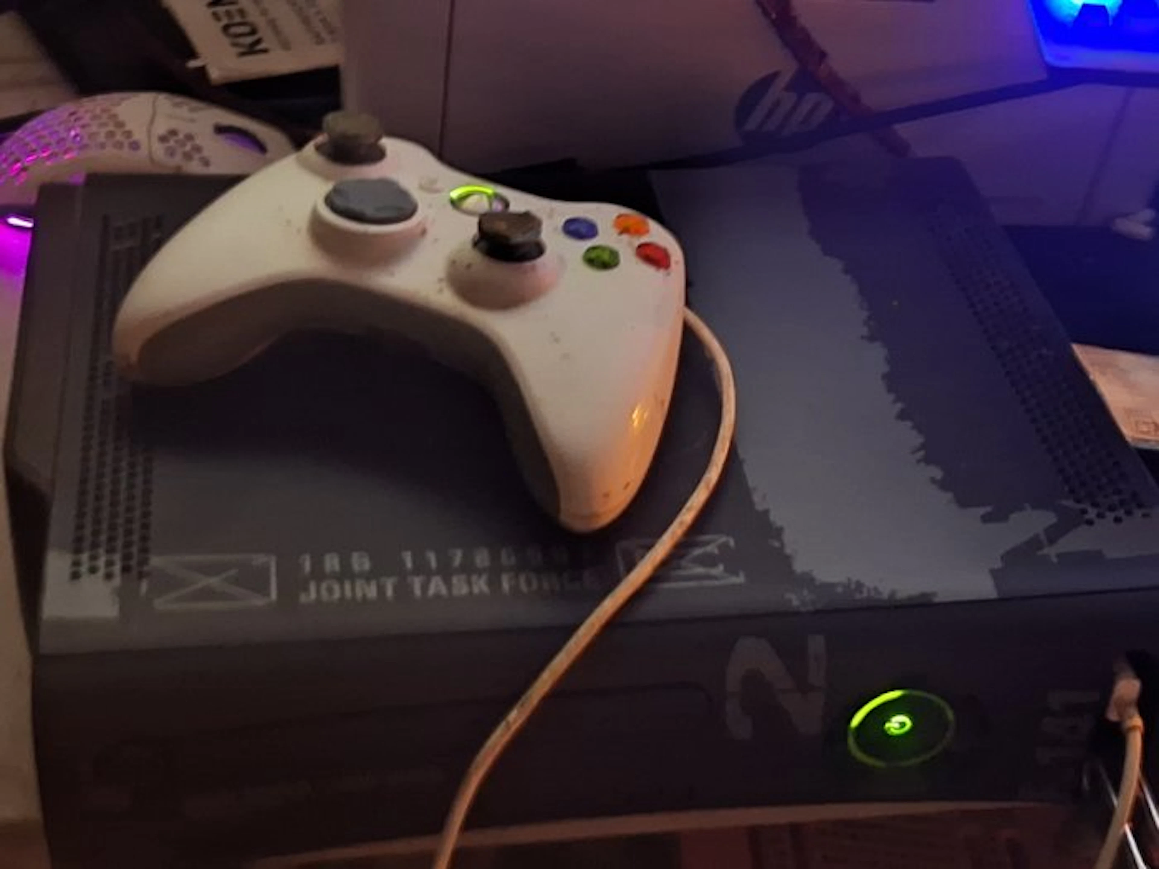 Microsoft - Xbox 360 - Xbox 360 mw2 limited edition...