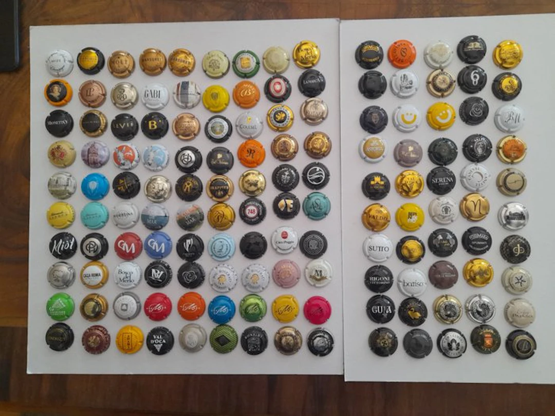 Champagne capsule collection - 140 Champagne
