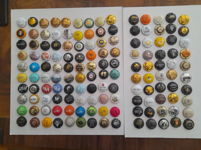 Champagne capsule collection - 140 Champagne