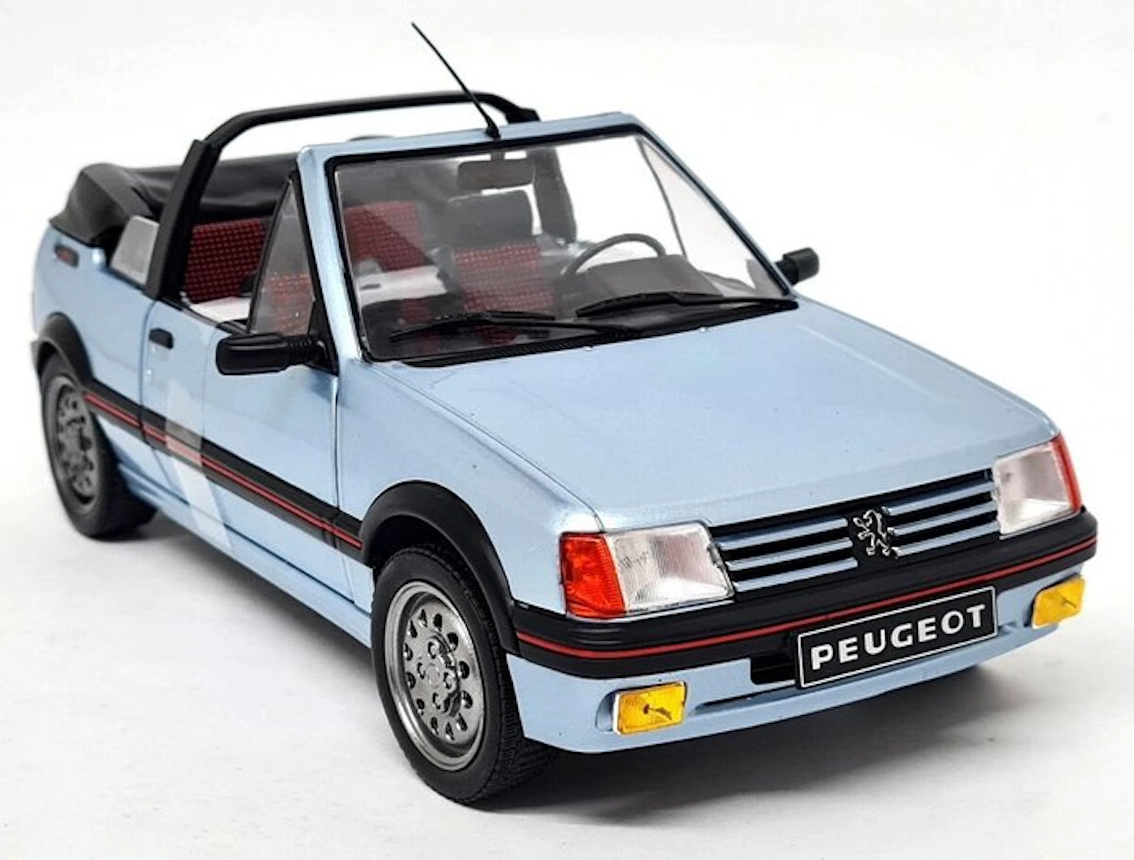 Solido 1:18 - Model car - Peugeot 205 CTI