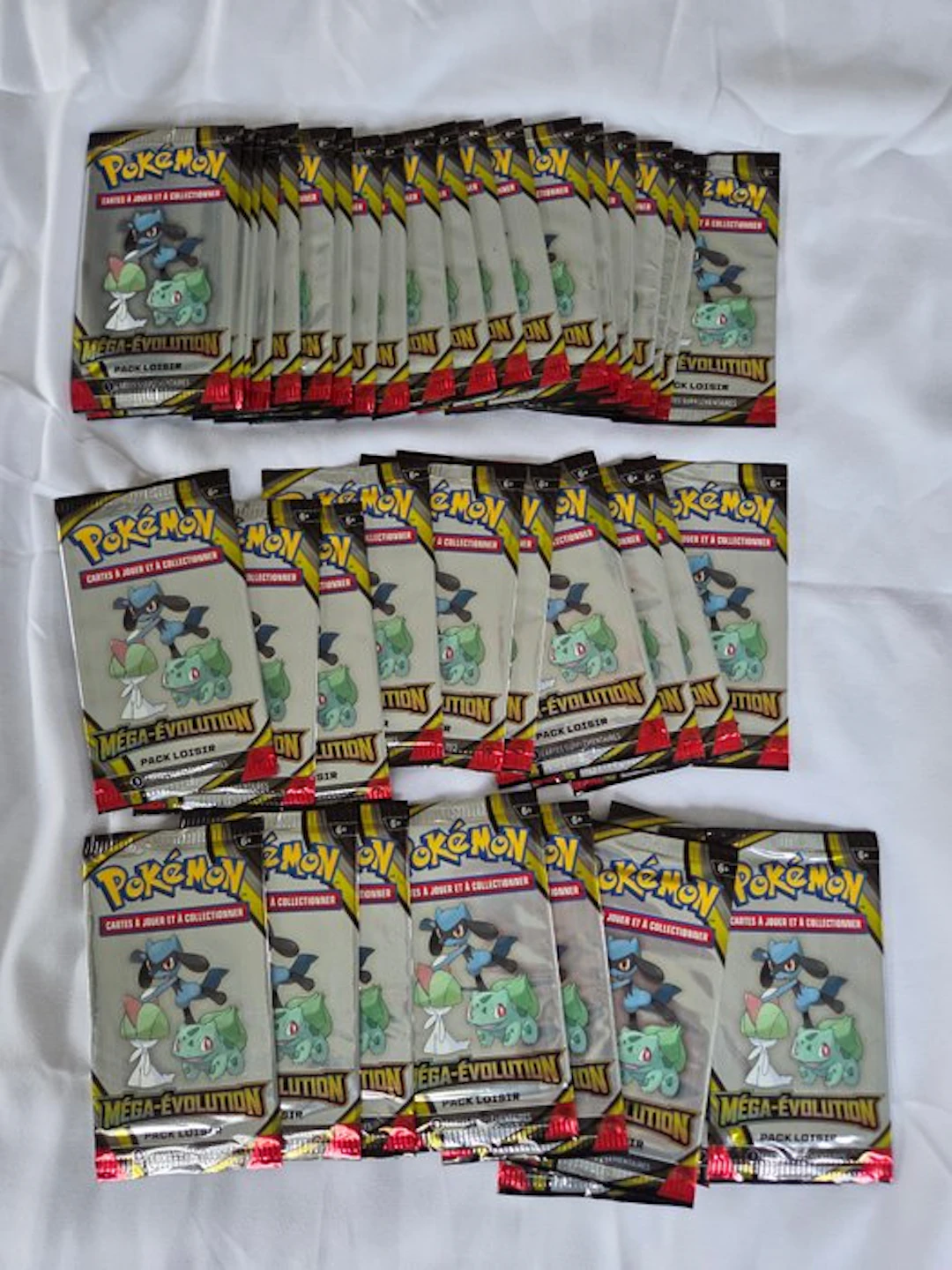 Pokémon - 40 Booster pack - A lot of 40 factory-sealed...