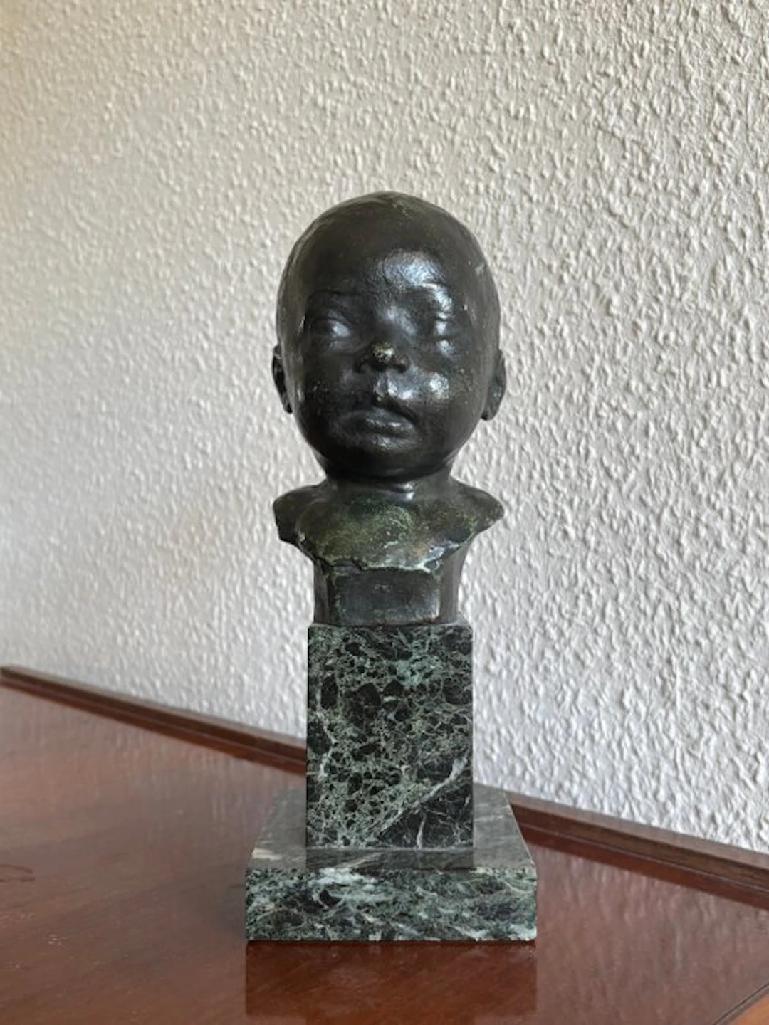 Franz Löhr (1874-1918) - Sculpture, Büste eines Kindes - 27 cm - Bronze - 1905