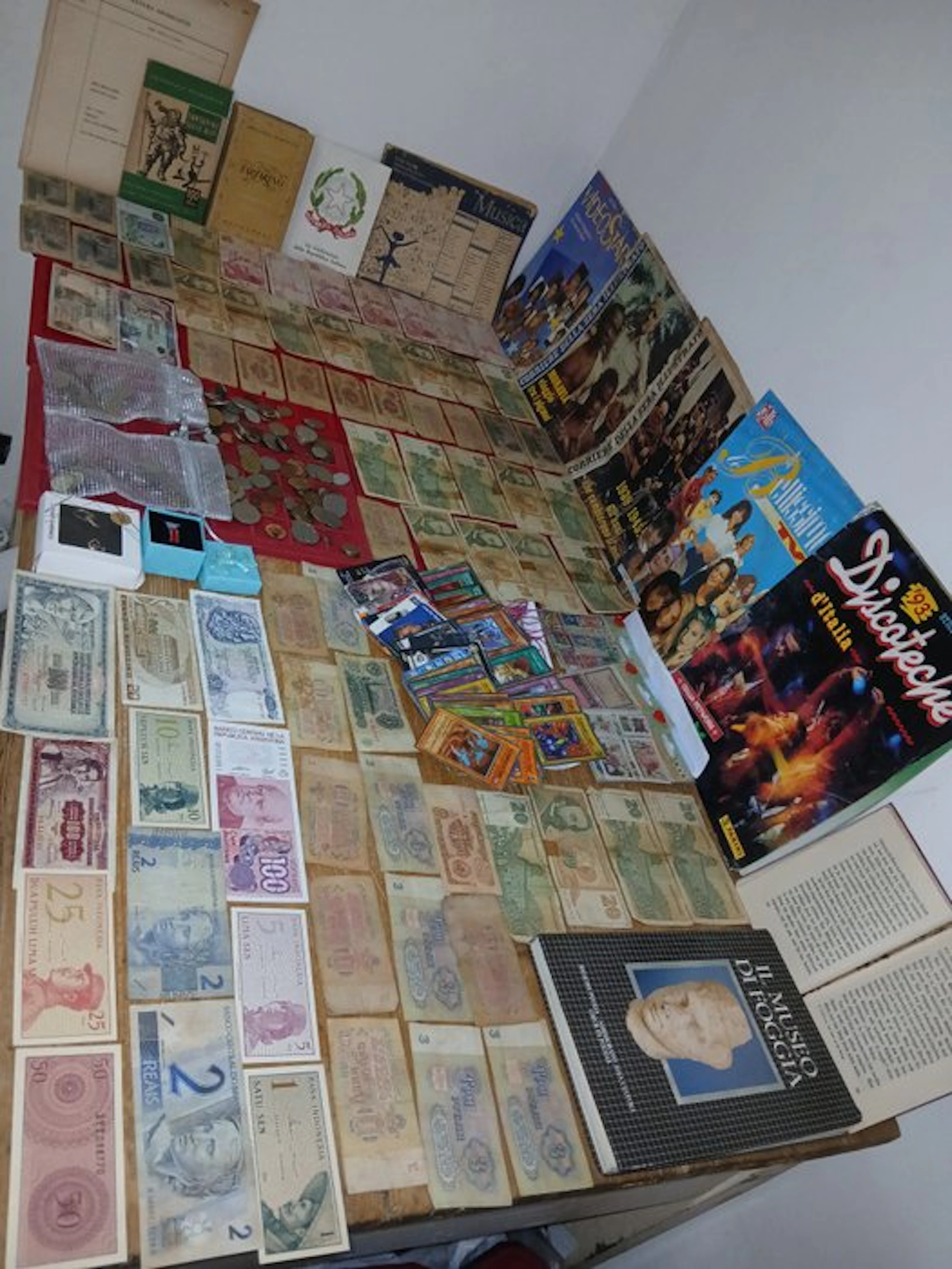 World. Collection of coins and more incl