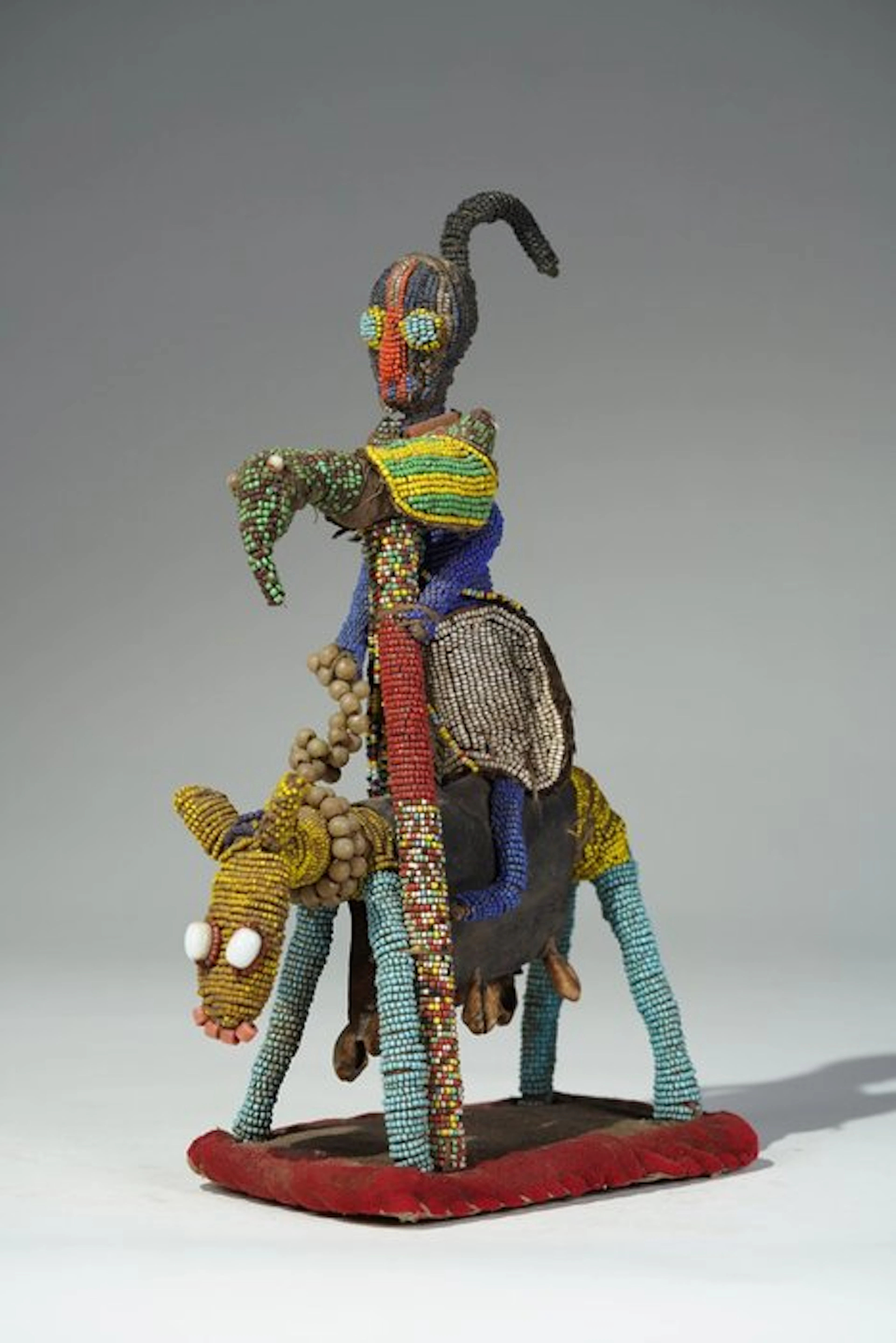 A beads sculpture - Yoruba - Nigeria (No reserve price)
