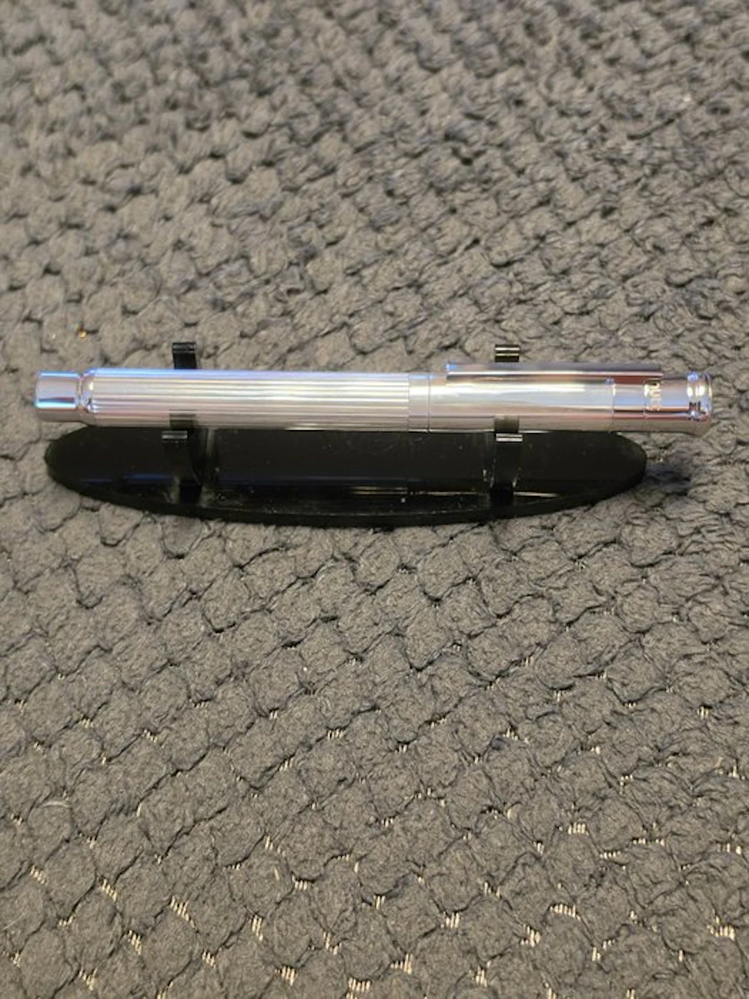 Otto Hutt - Design04 - Fountain pen