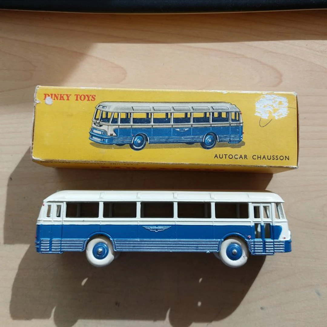 Dinky Toys 1:43 - Model bus - Autocar Chausson 29F