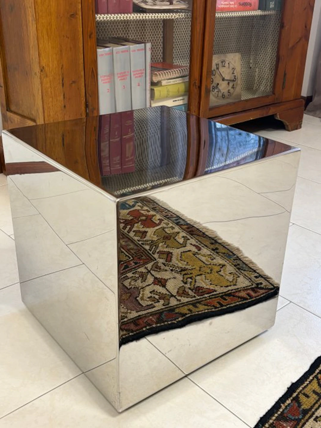 Cabinet - Stainless steel - Wheeled pouf seat