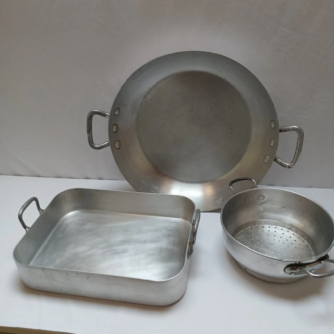 1 grand plat rond BOURGEAT 40 x 9 cm 1 plat TOURNUS 35 x...