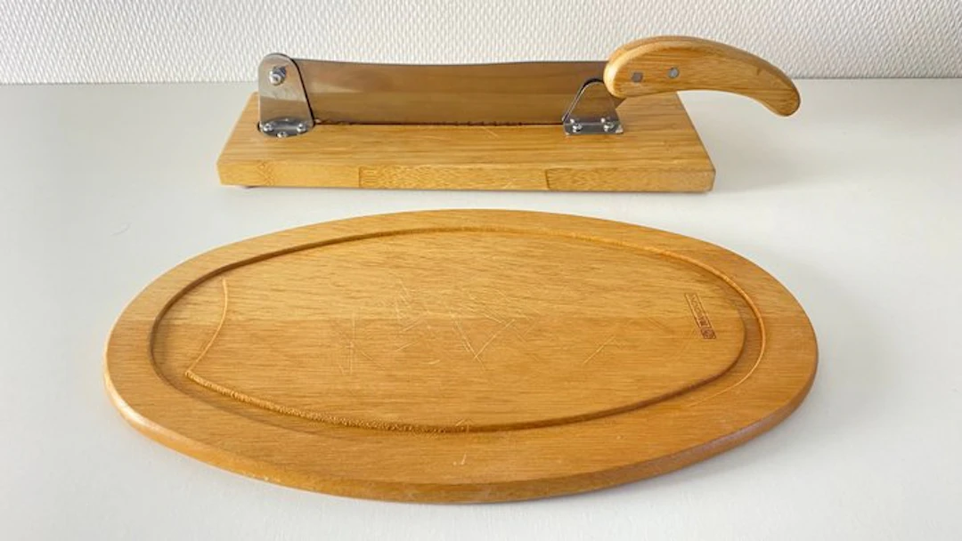 Bread slicer (2) - Steel, Wood