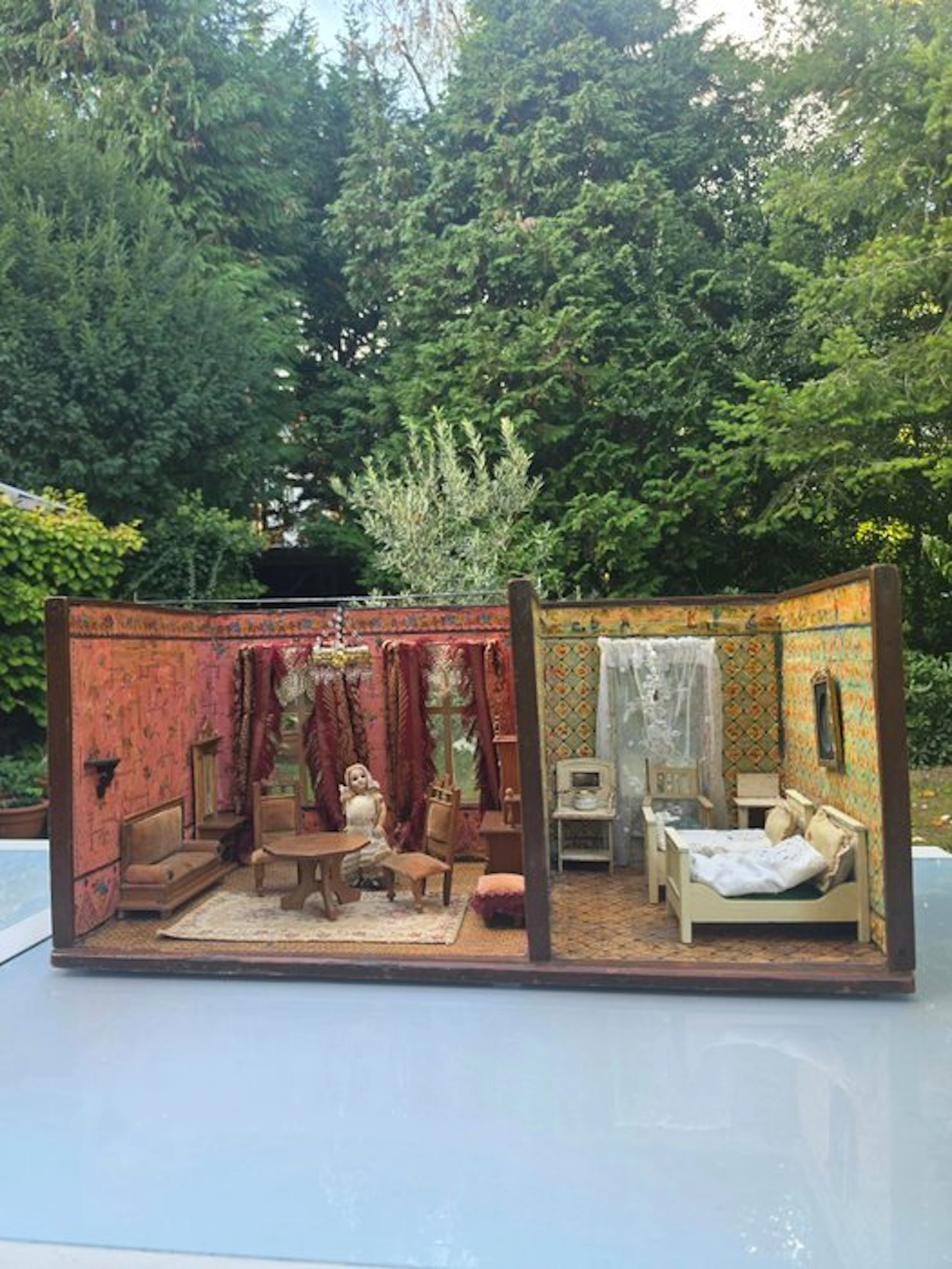 Onbekend - Dollhouse Antiek groot poppenhuis huiskamer...