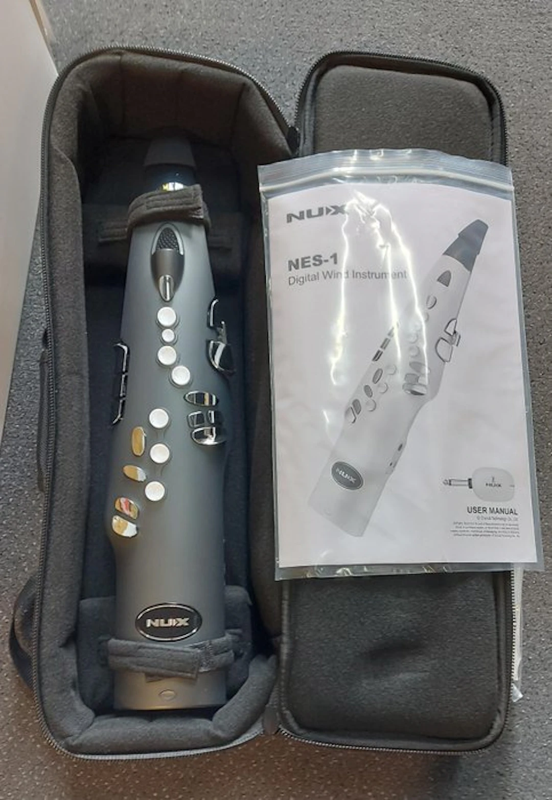Nux Nes-1 - digital altsaxophone with bluetooth and speaker - - Alto saxophone