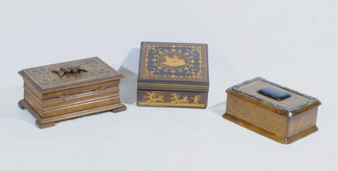 Jewellery box (3) - Wood - Excellent condition
