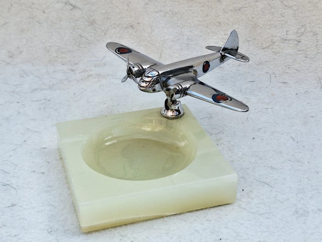Model plane - Bristol Blenheim - On ashtray foot