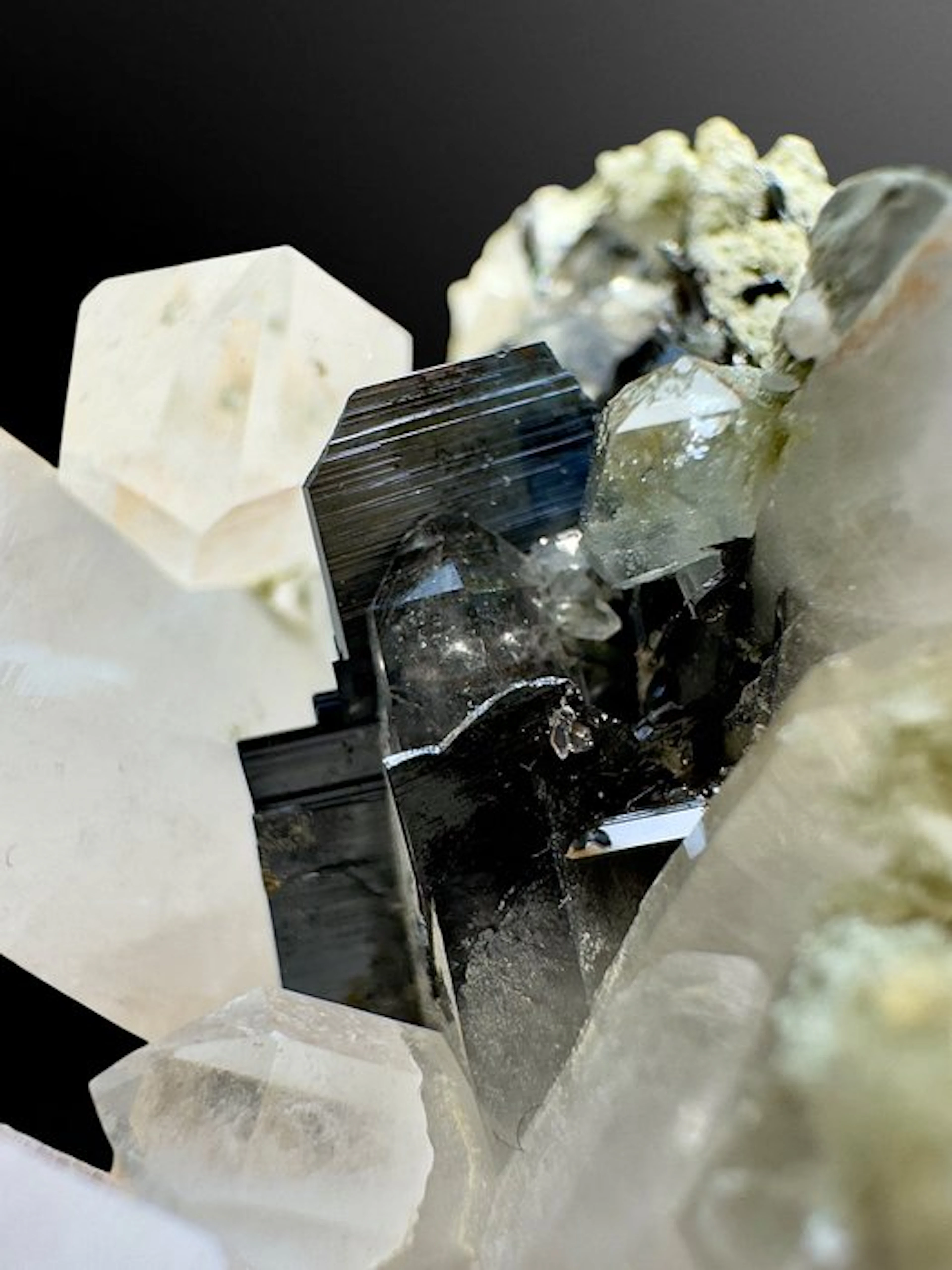Brookite crystals with gleaming quartz