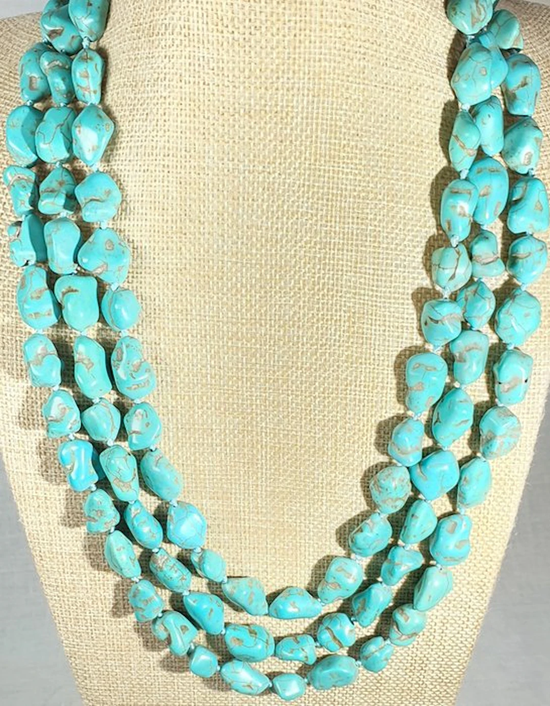 Howlite turquoise - VERY LONG - Stimulates Intuition and...