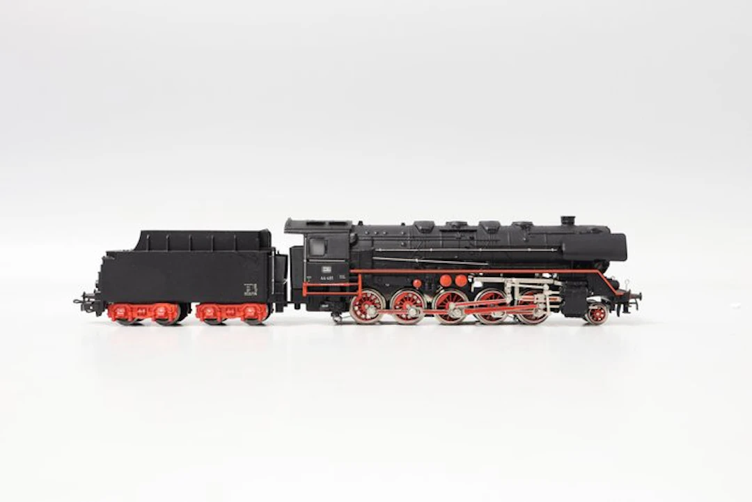 Märklin H0 - 3108 - Steam locomotive with tender (1) - BR44 - DB