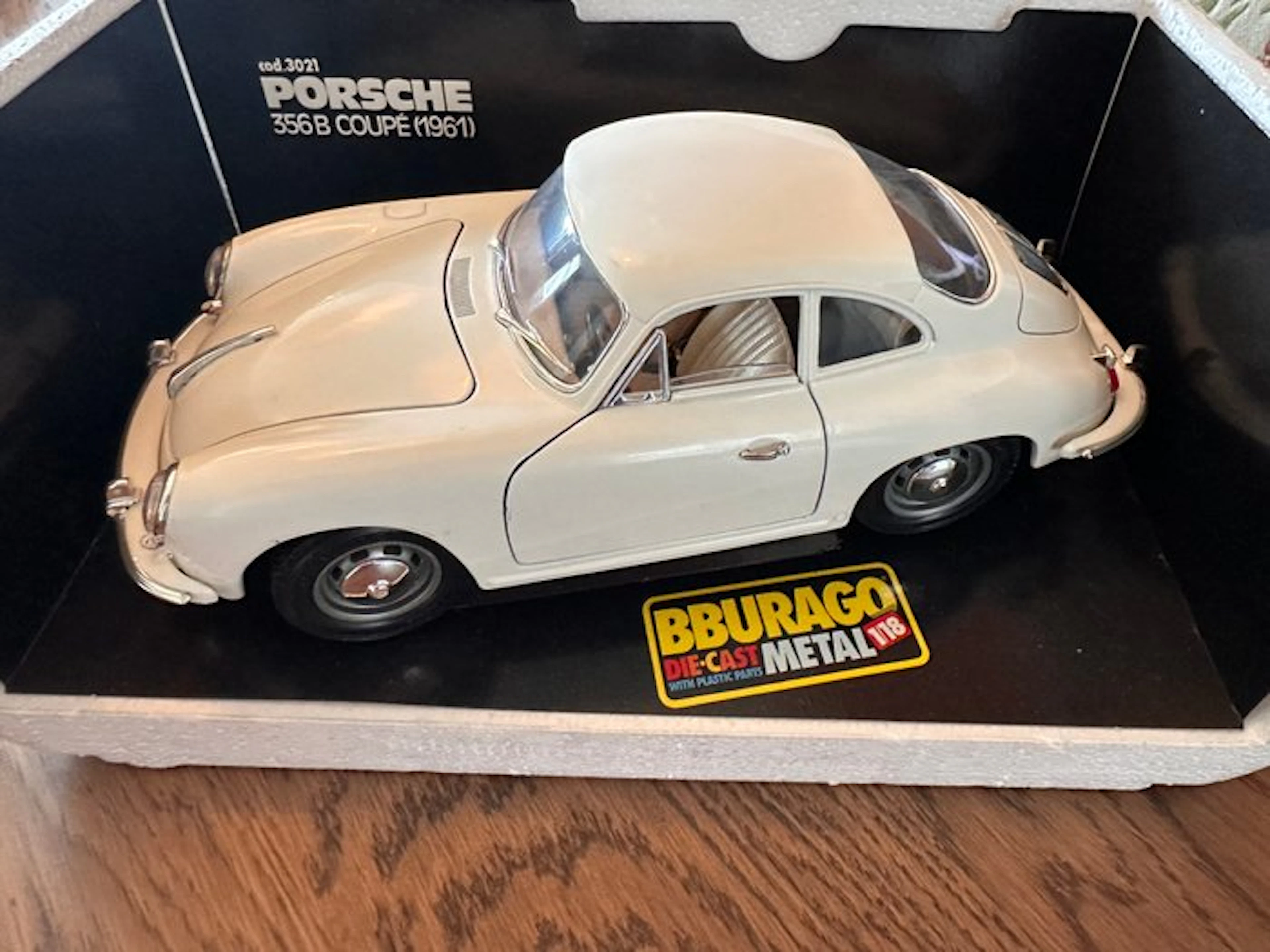 Bburago 1:18 - Model sports car - Porsche 356B Coupe (1961)