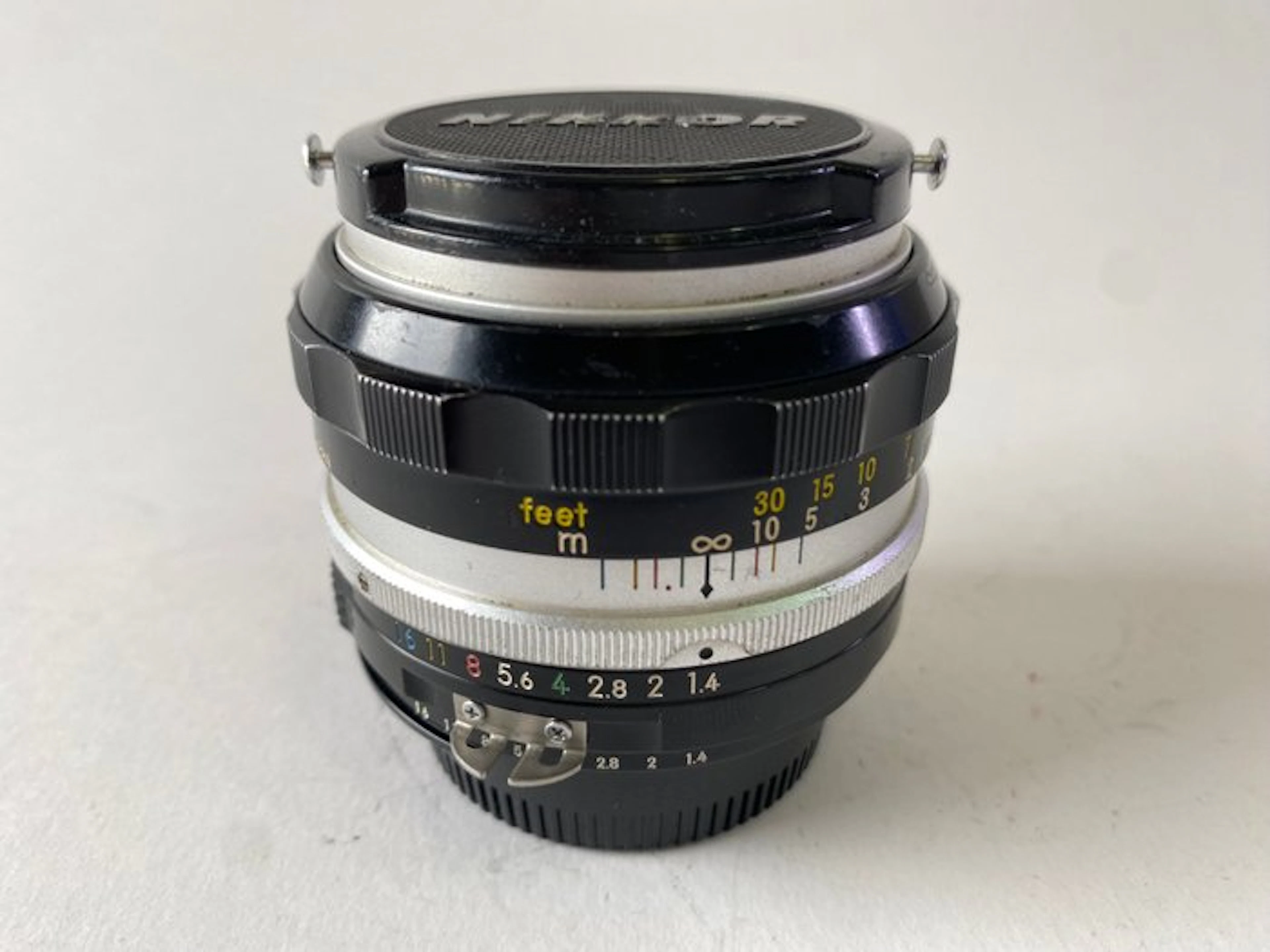 Nikon Nippon Kogaku Japan NIKKOR-S Auto 50mm F1:1,4 Ai mount Prime lens