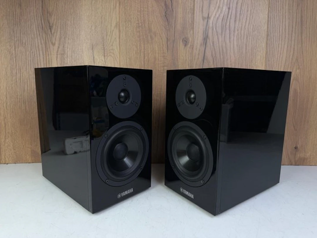 Yamaha - NS-BP300 - Matching Pair Speaker set