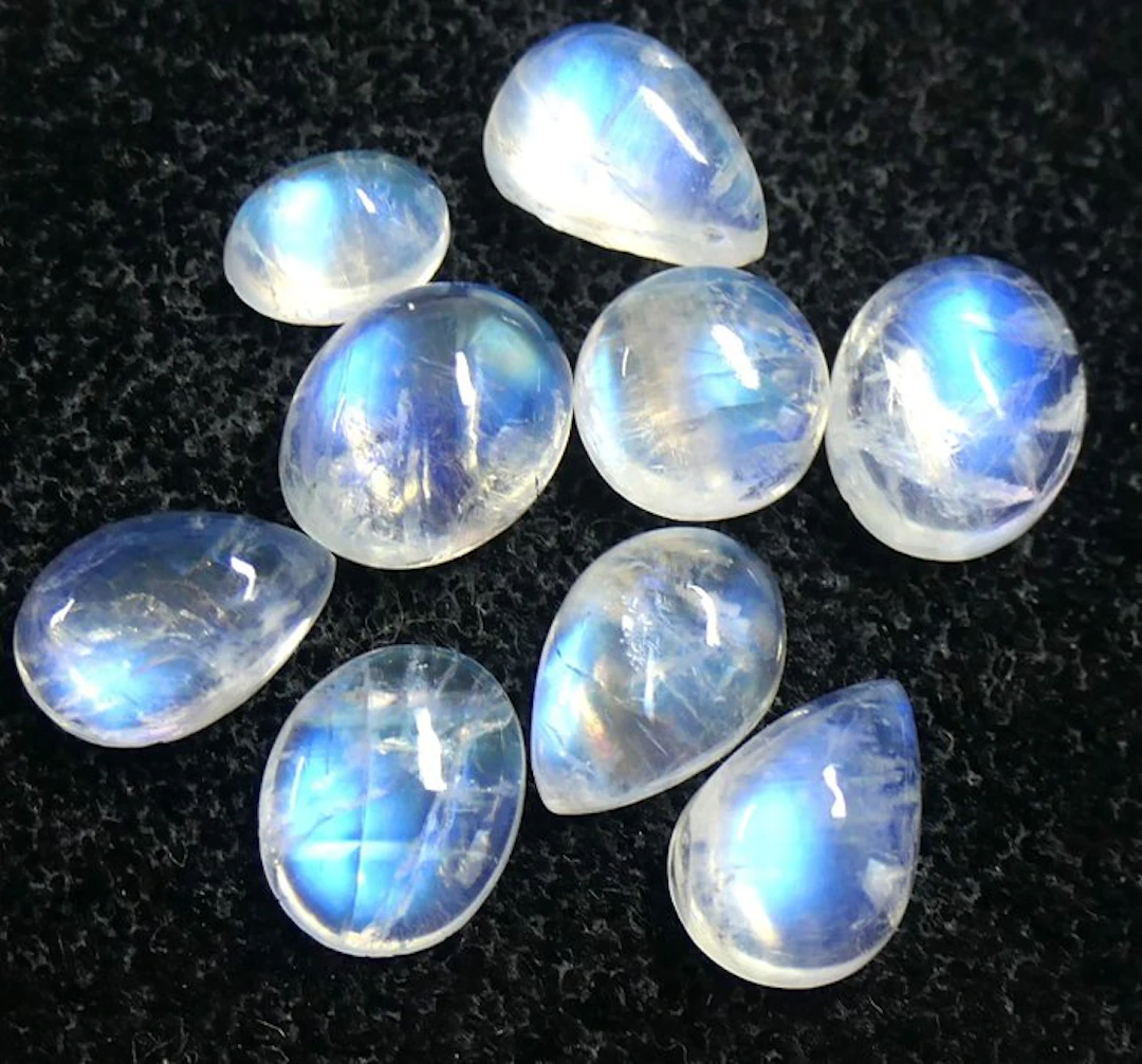 Set of Moonstones 100% Natural Cabochon- 4 g - (9)