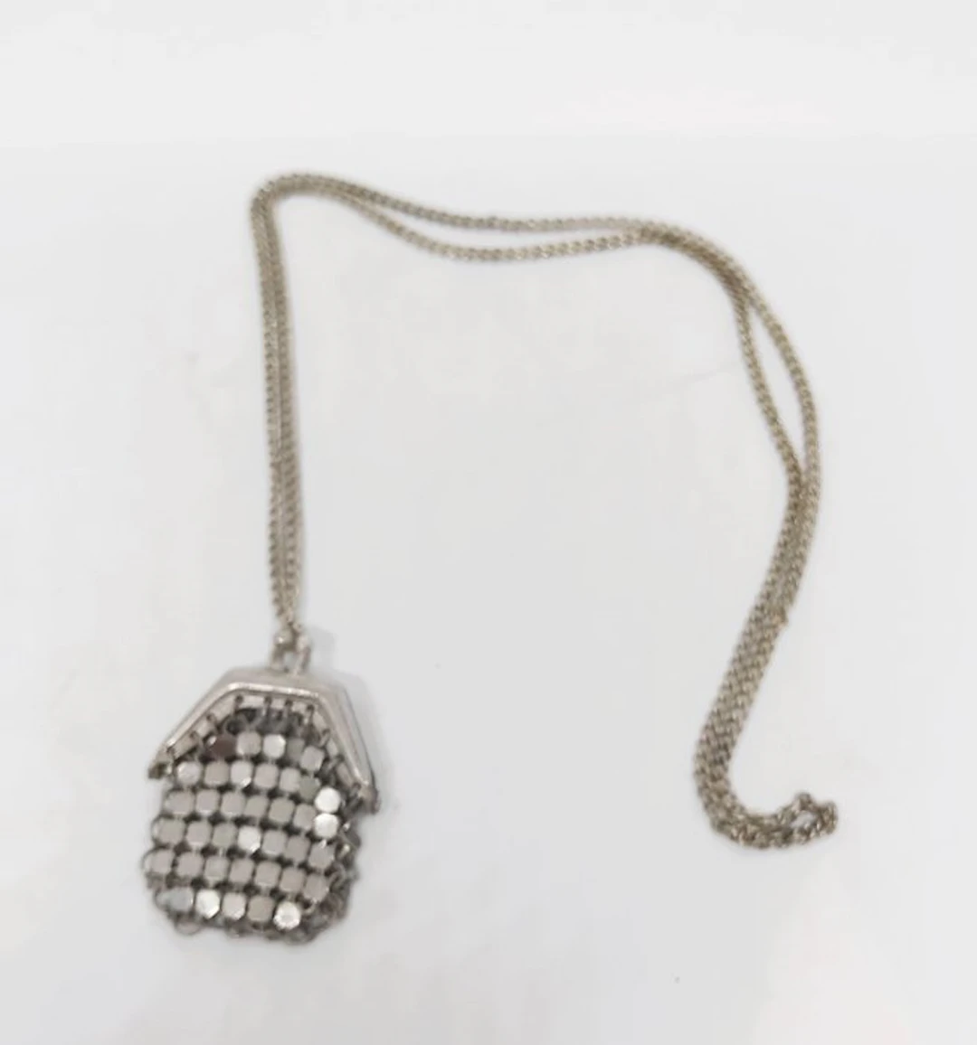 Metal - Necklace with pendant - Silvered metal purse