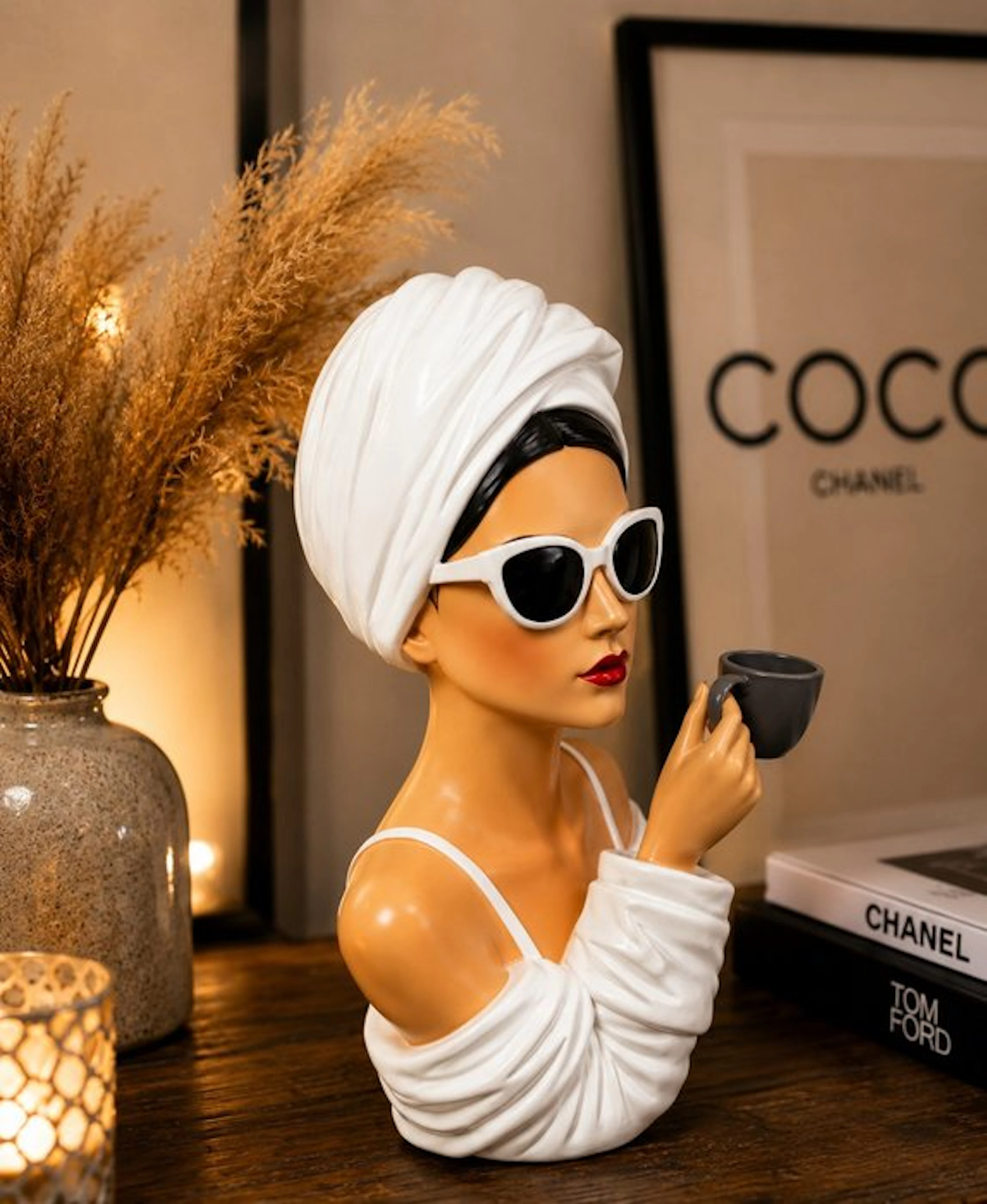 Bust, Iconisch Glamour Lady Beeld met Espresso Kopje –...