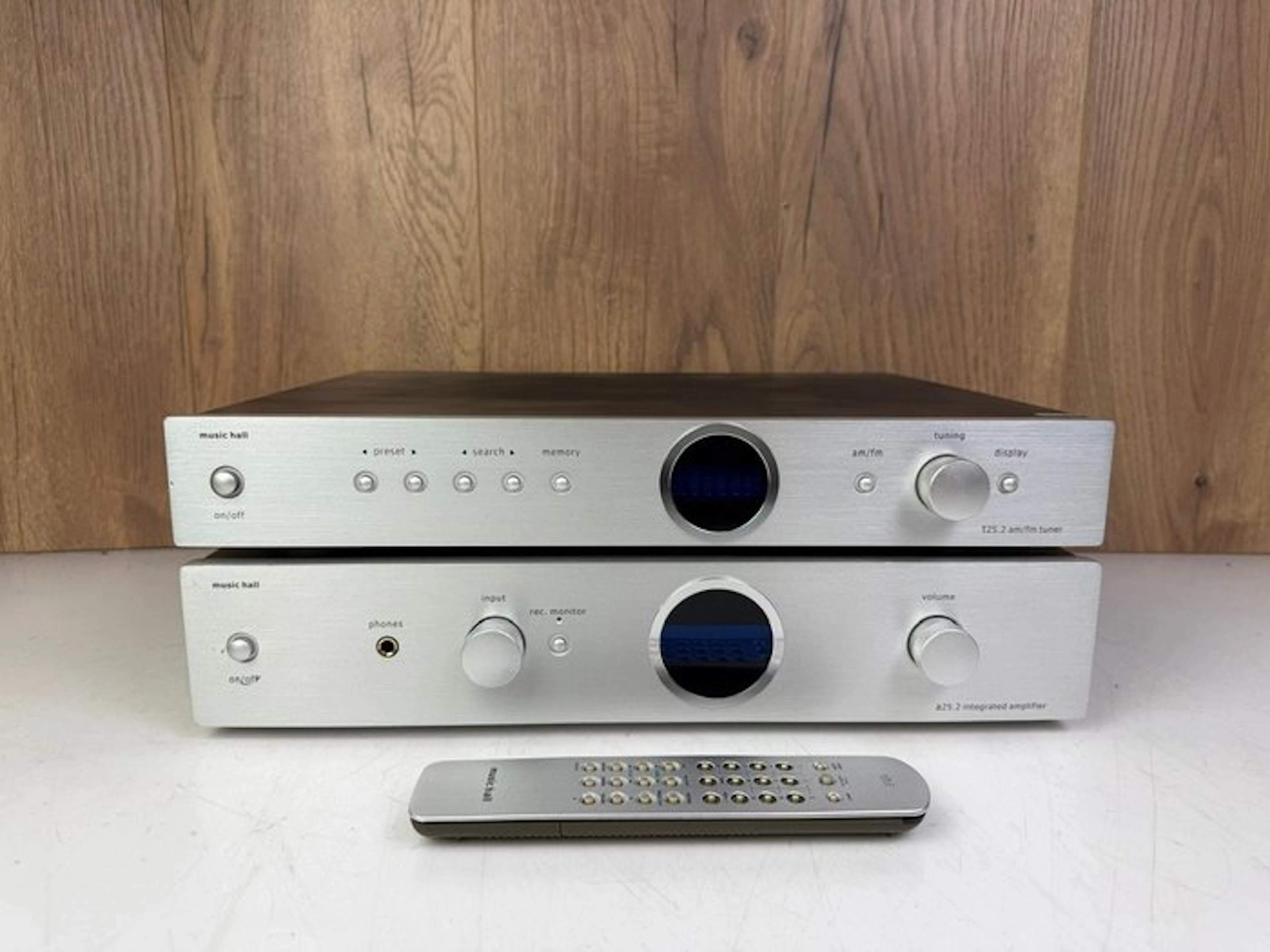 Music Hall - A25.2 - T25.2 Stereo set